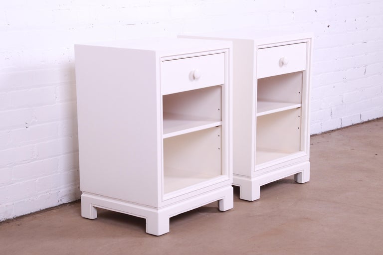 20th Century Tommi Parzinger for Charak Modern White Lacquered Nightstands, Newly Refinished For Sale