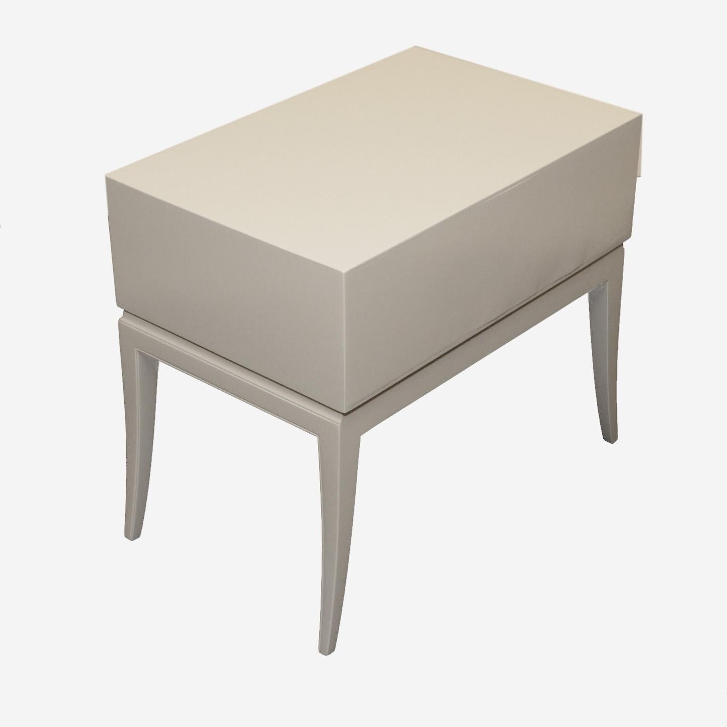 Hand-Crafted Tommi Parzinger for Charak White Lacquered Bedside Table For Sale