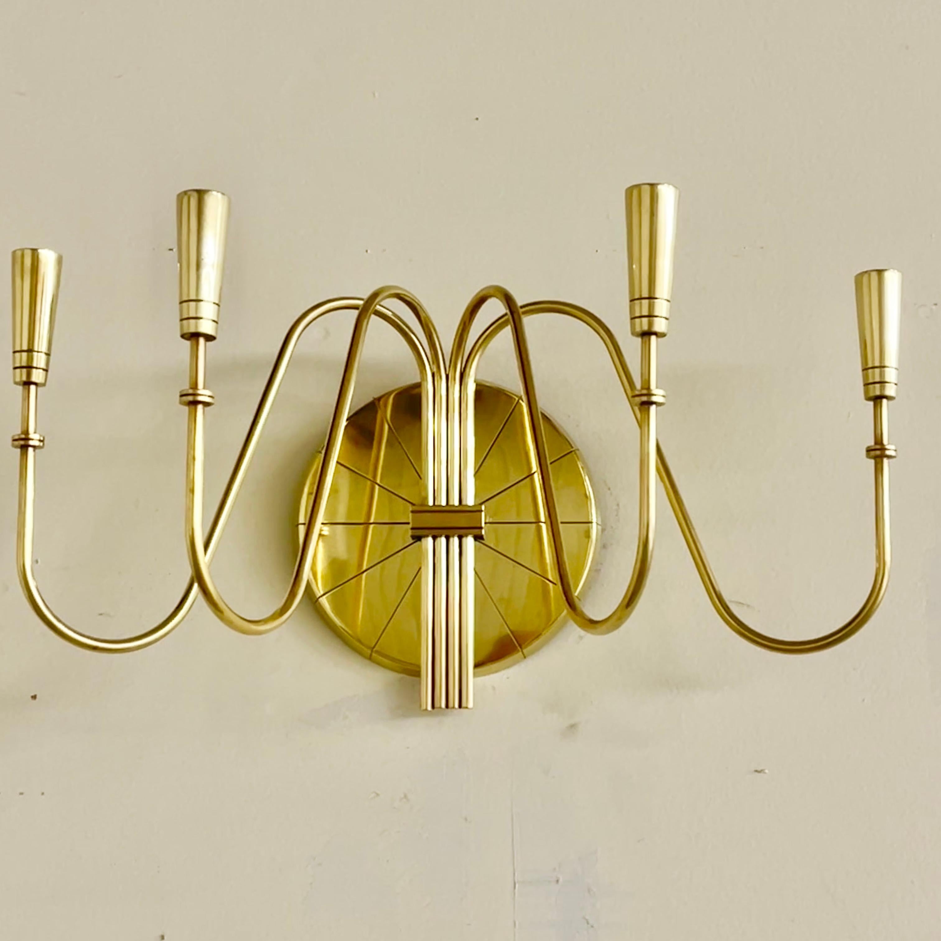 Mid-Century Modern Tommi Parzinger for Dorlyn Silversmiths Four Arm Brass Wall Candelabrum For Sale