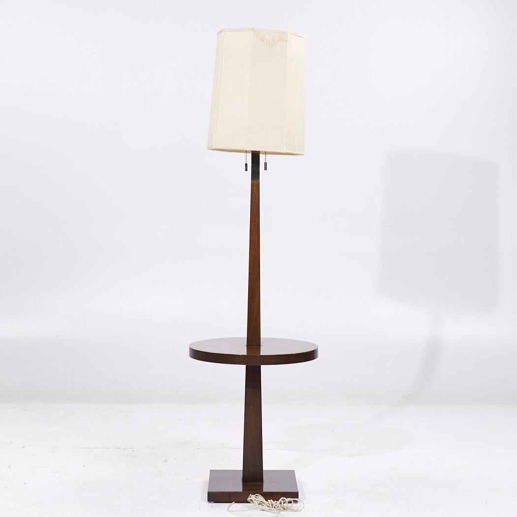 Tommi Parzinger for Parzinger Originals Mid Century Floor Lamp with Side Table Bon état - En vente à Countryside, IL