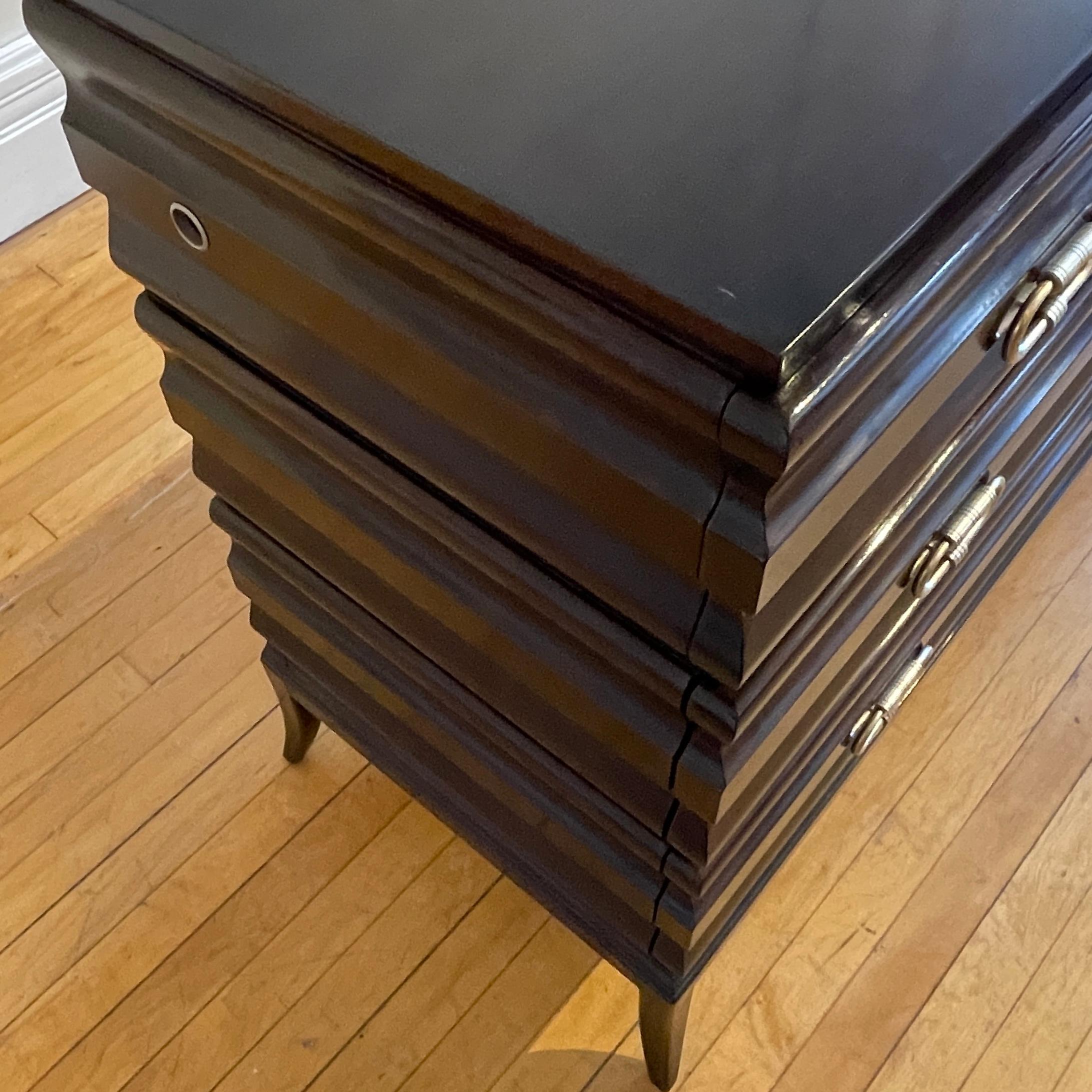 Tommi Parzinger John Cameron Elegant Fluted 3 Drawer Dresser Etched Brass Pulls 5