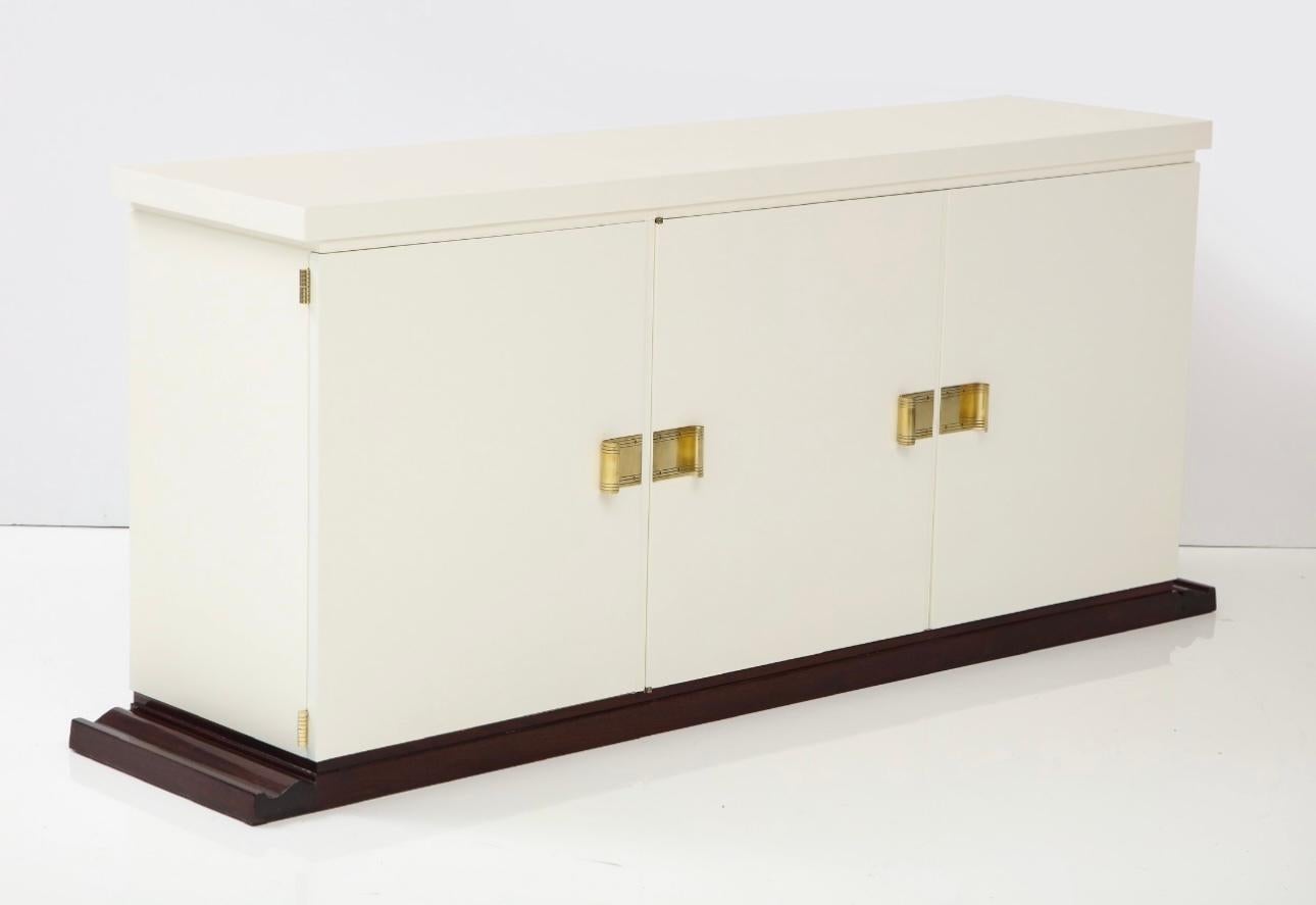 Mid-Century moderno Tommi Parzinger Originals 1960 Credenza americana di metà secolo  Armadietto in vendita