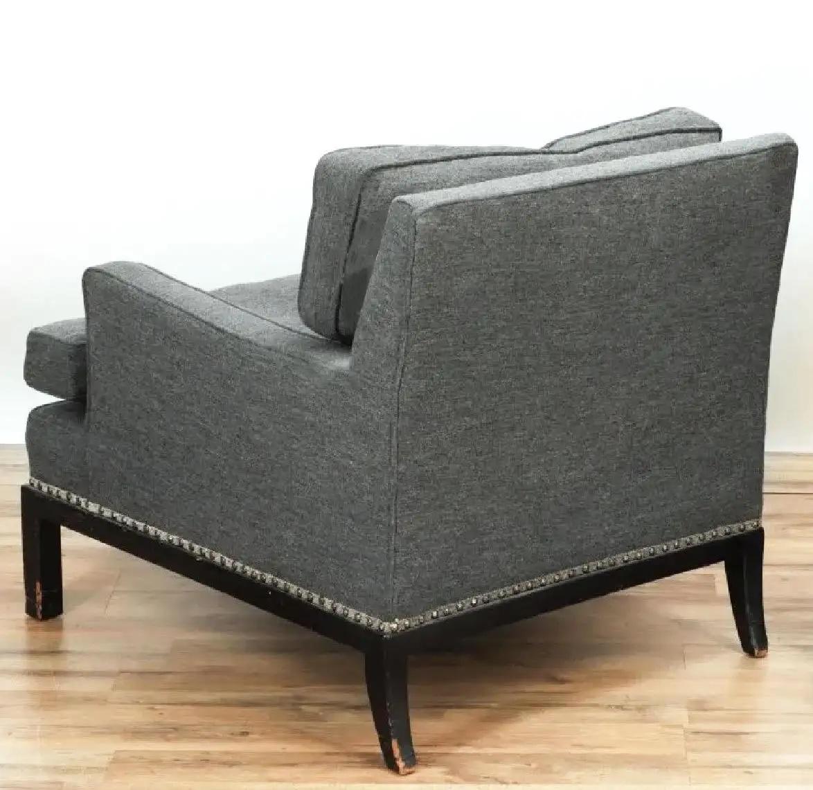 Metà XX secolo Poltrona e ottomana moderna di Tommi Parzinger Originals, Club Chair, 1958 in vendita