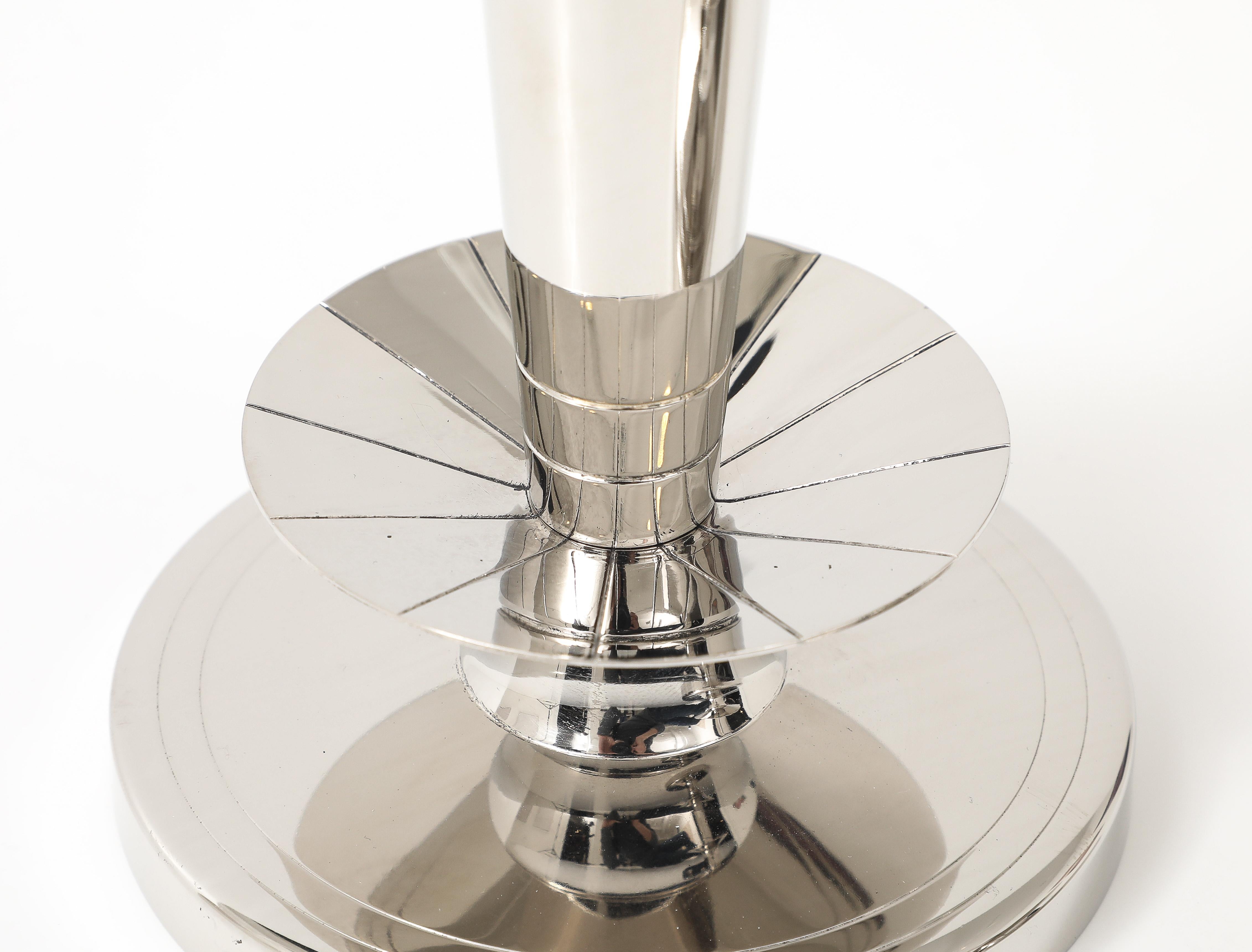 Americano Tommi Parzinger Polished NIckel Candlesticks in vendita