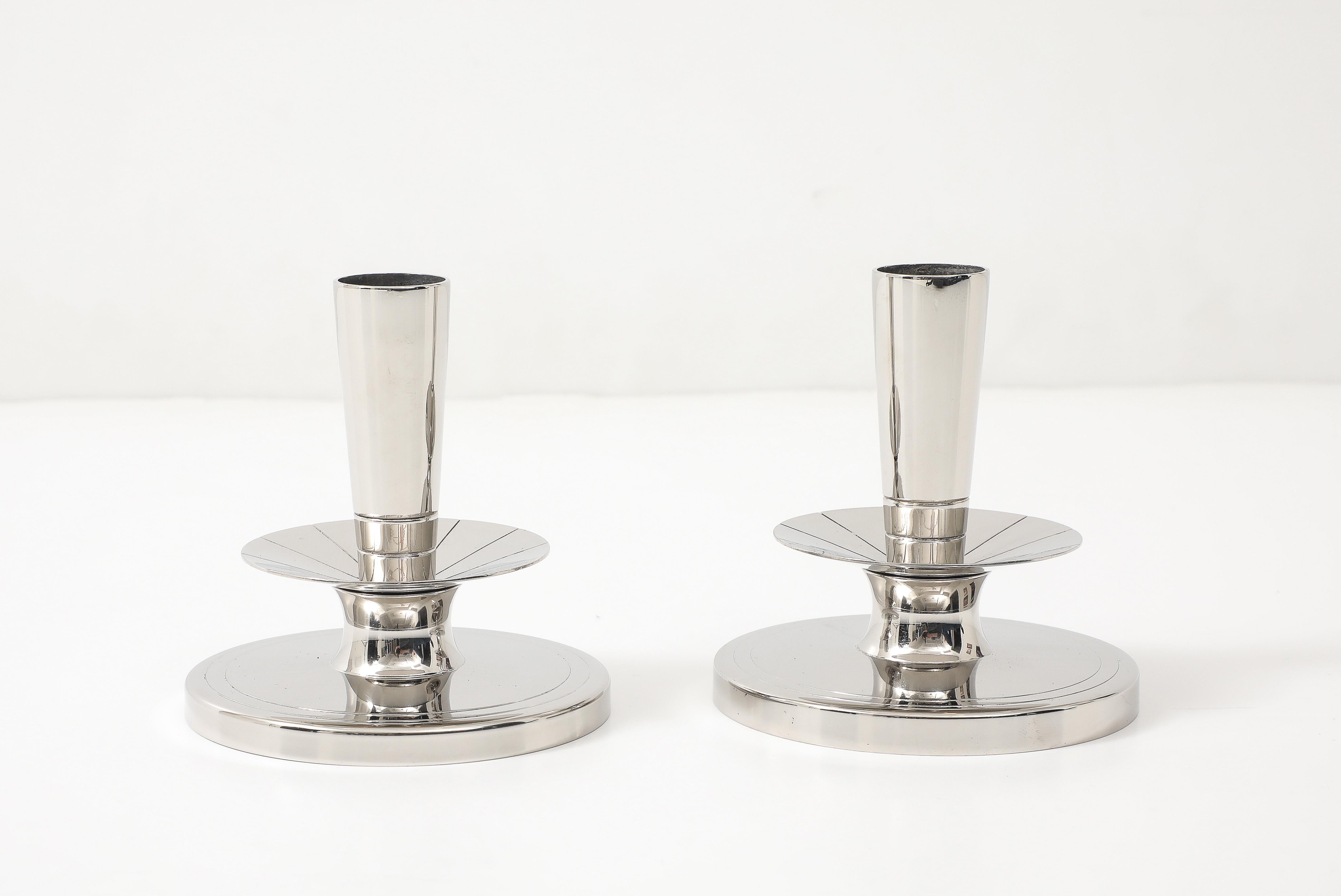 Tommi Parzinger Polished NIckel Candlesticks in vendita 1