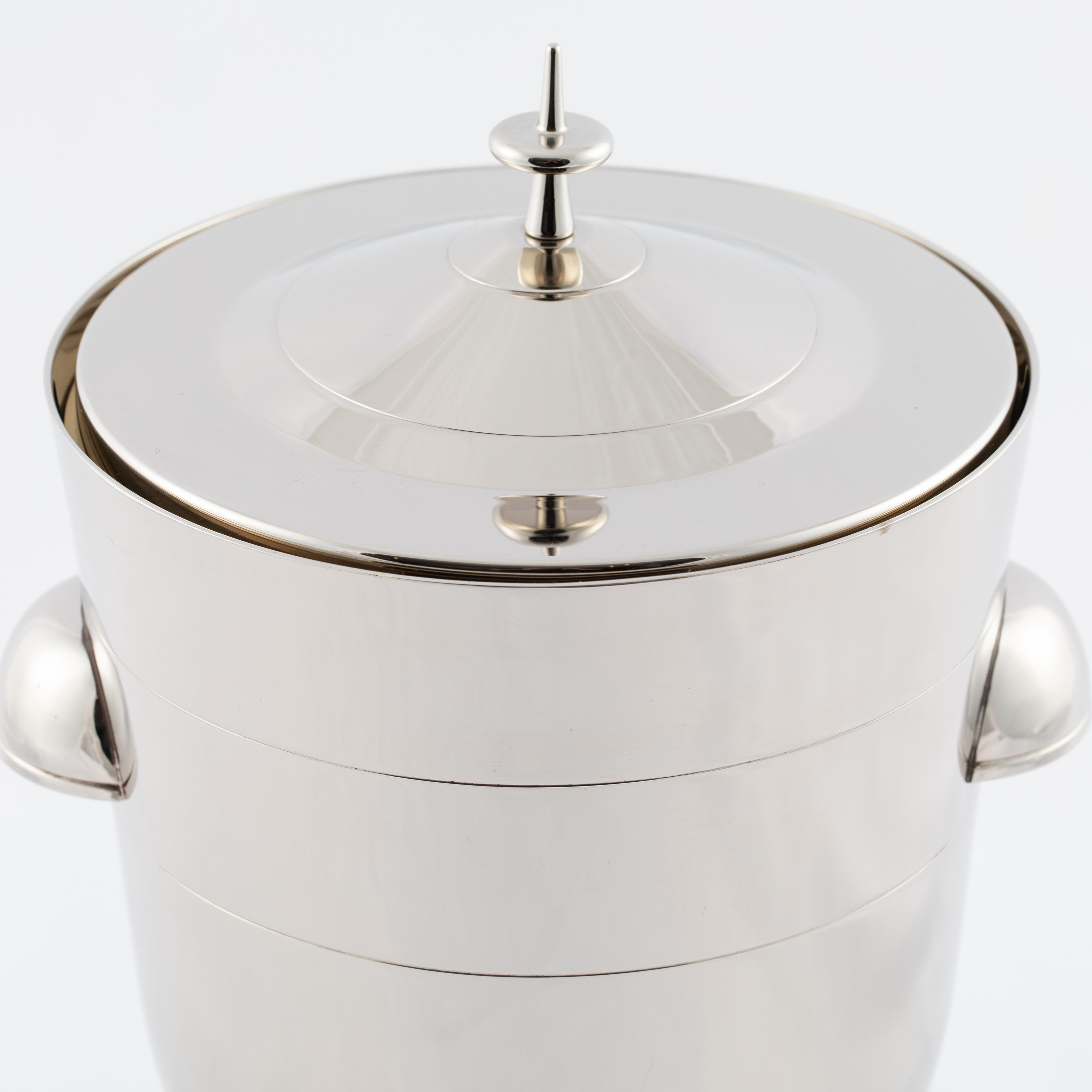 American Tommi Parzinger Polished-Nickel Ice Bucket, circa 1950s For Sale