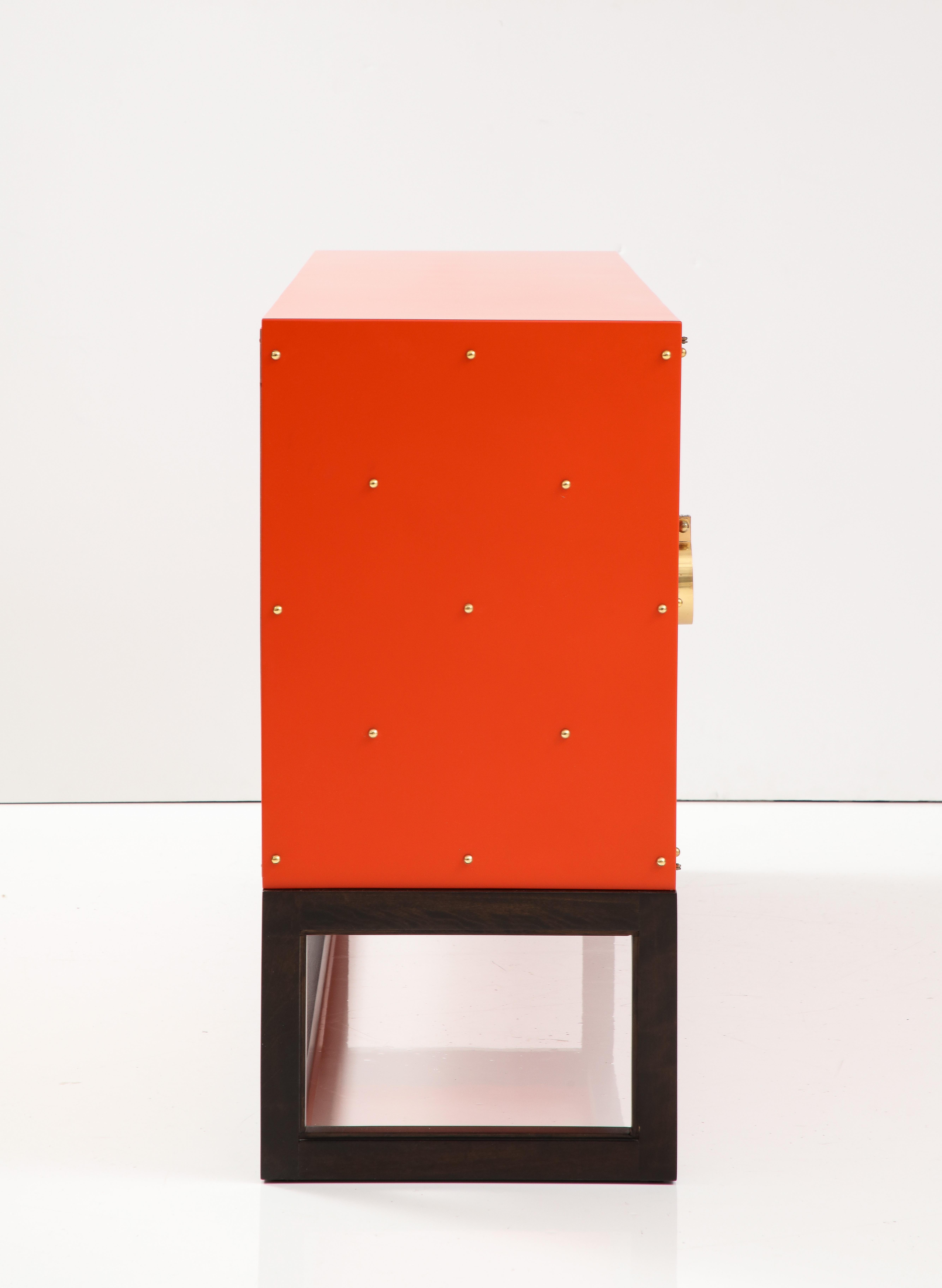 Tommi Parzinger Poppy Lacquer Credenza In Excellent Condition For Sale In New York, NY