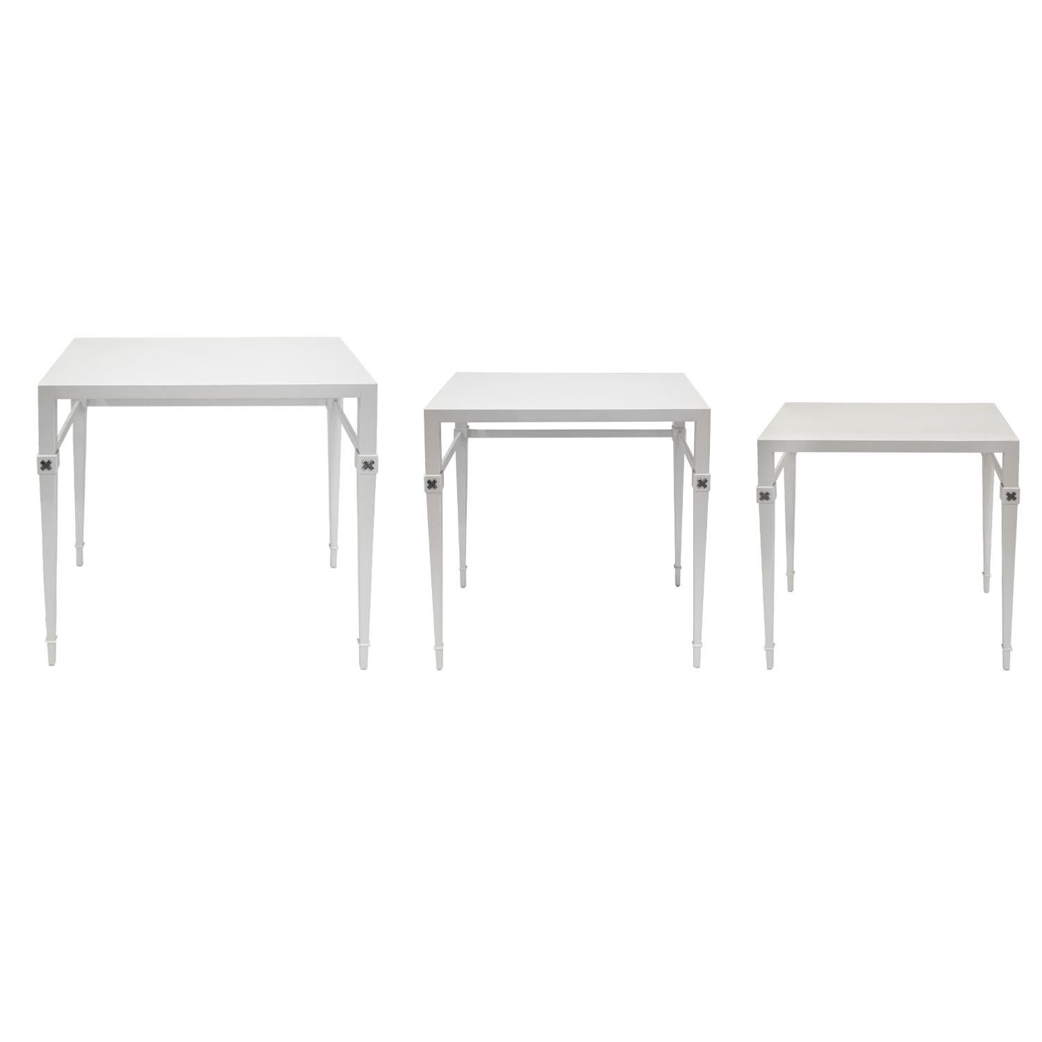 Hand-Crafted Tommi Parzinger Rare Set of 3 Nesting Tables in White Lacquer 1940s, 'Signed' For Sale