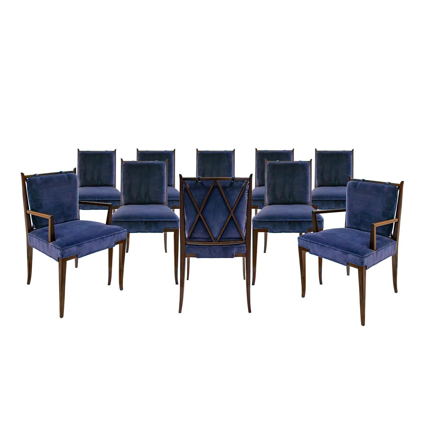 Ensemble de 10 chaises de salle à manger élégantes modèles 109 & 109A en acajou avec des éléments de cadre enveloppants en tissu et des sièges et coussins de dossier rembourrés par Tommi Parzinger pour Parzinger Originals, Américain des années 1950.