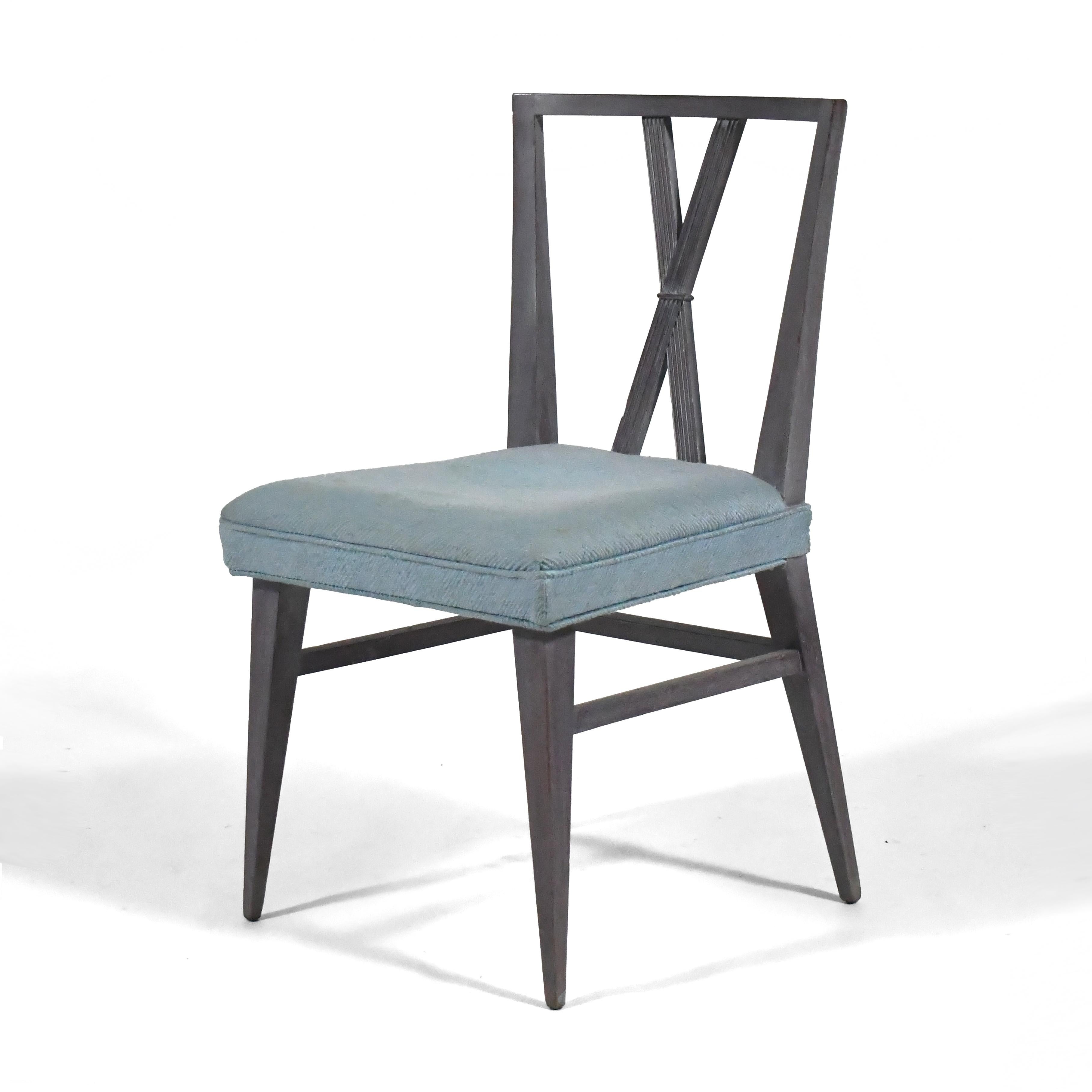 Tappezzeria Set di sei sedie da pranzo Tommi Parzinger di Charak Modern in vendita