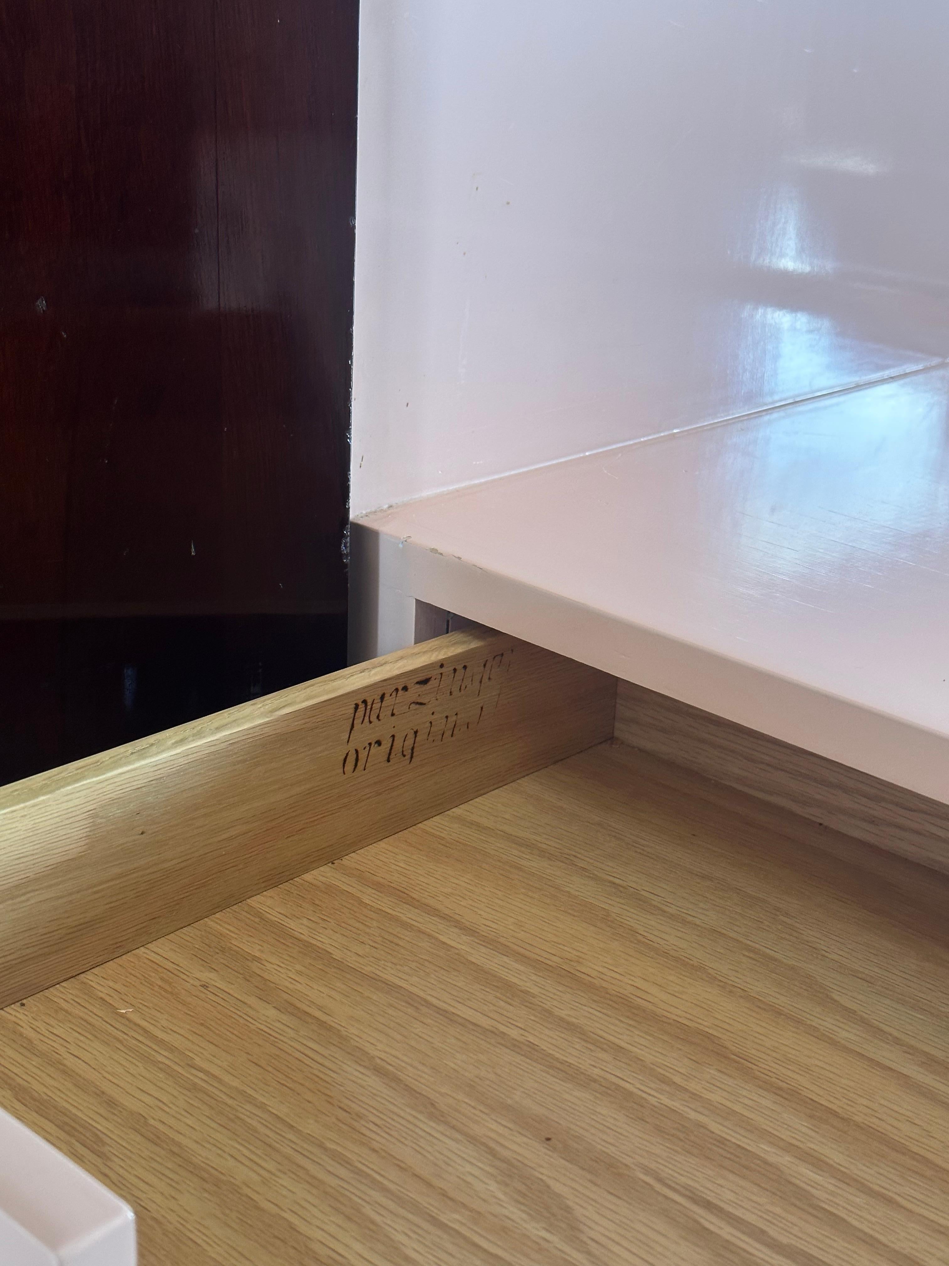 Grande armoire de bar éclairée Tommi Parzinger pour Parzinger Originals en vente 12