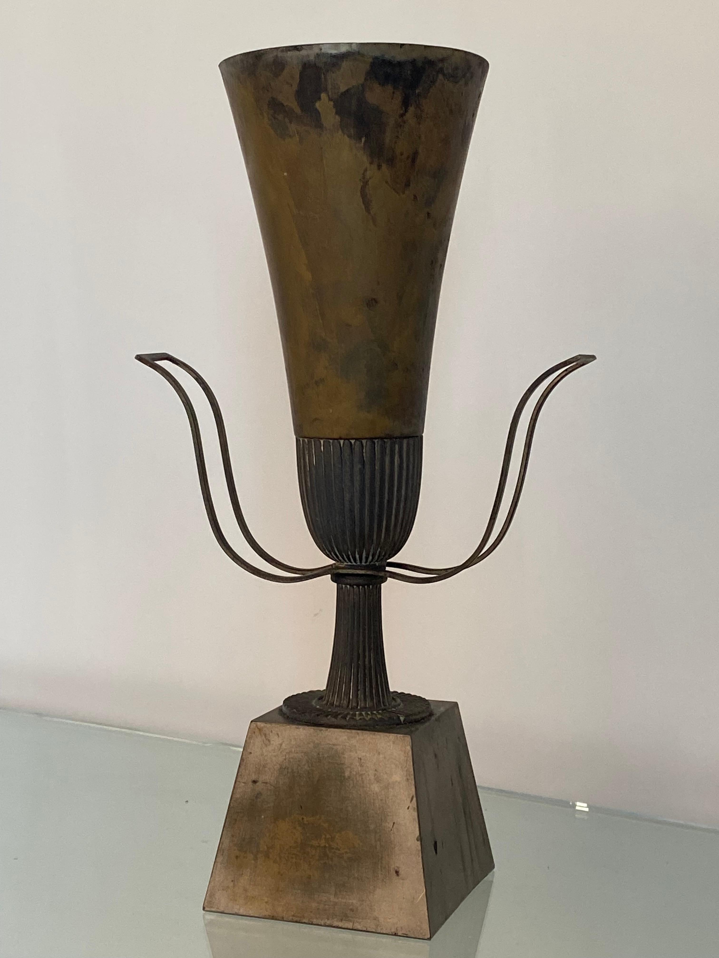 Lámpara urna Tommi Parzinger Estadounidense en venta