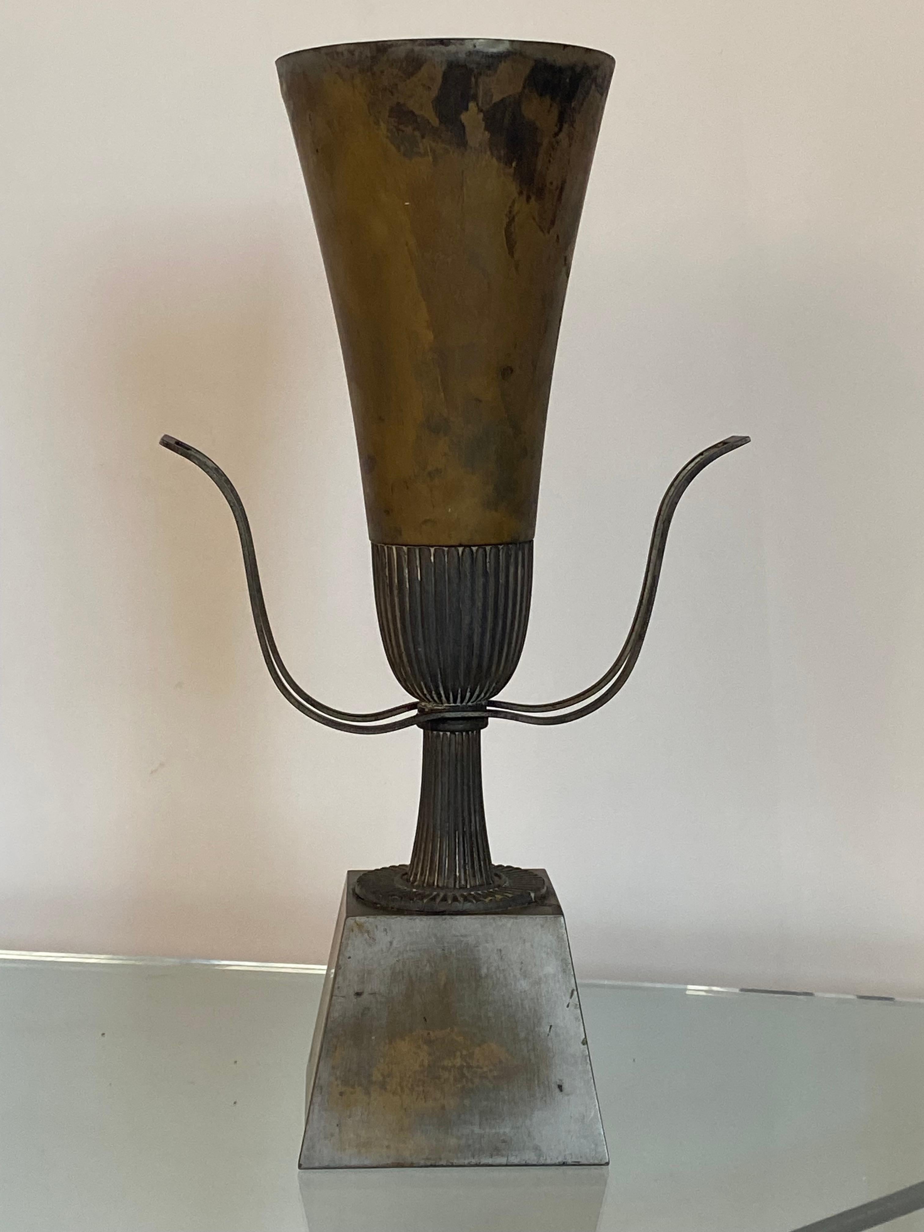 Lámpara urna Tommi Parzinger siglo XX en venta