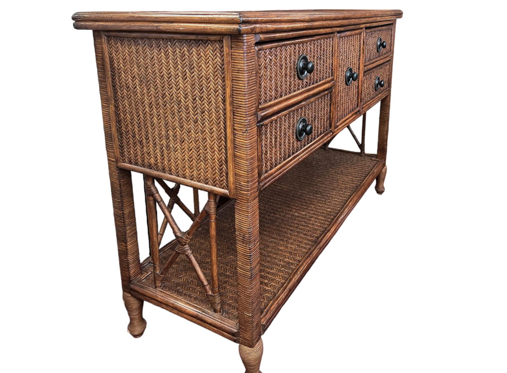 Aparador/Credenza Woven Reed de Tommy Bahama finales del siglo XX en venta