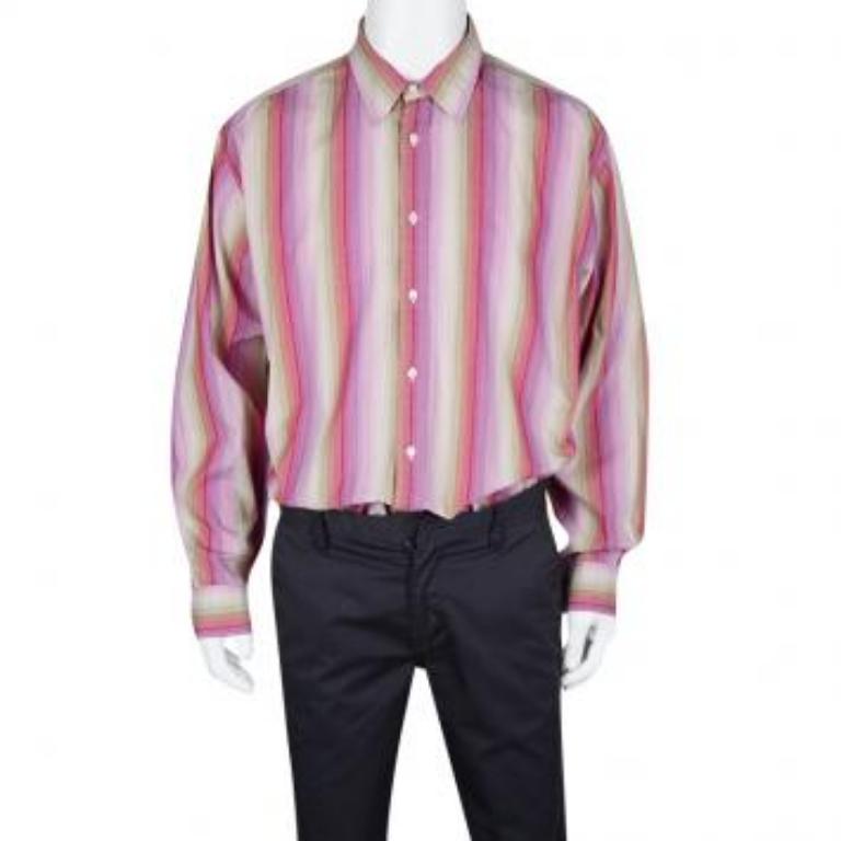 Vous cherchez une chemise habillée pour une soirée au bureau ? Essayez ce haut multicolore à manches longues de Tommy Hilfiger. Ses rayures verticales imprimées sur le tissu frais en pur coton facilitent la sensation la plus confortable. Vous ne