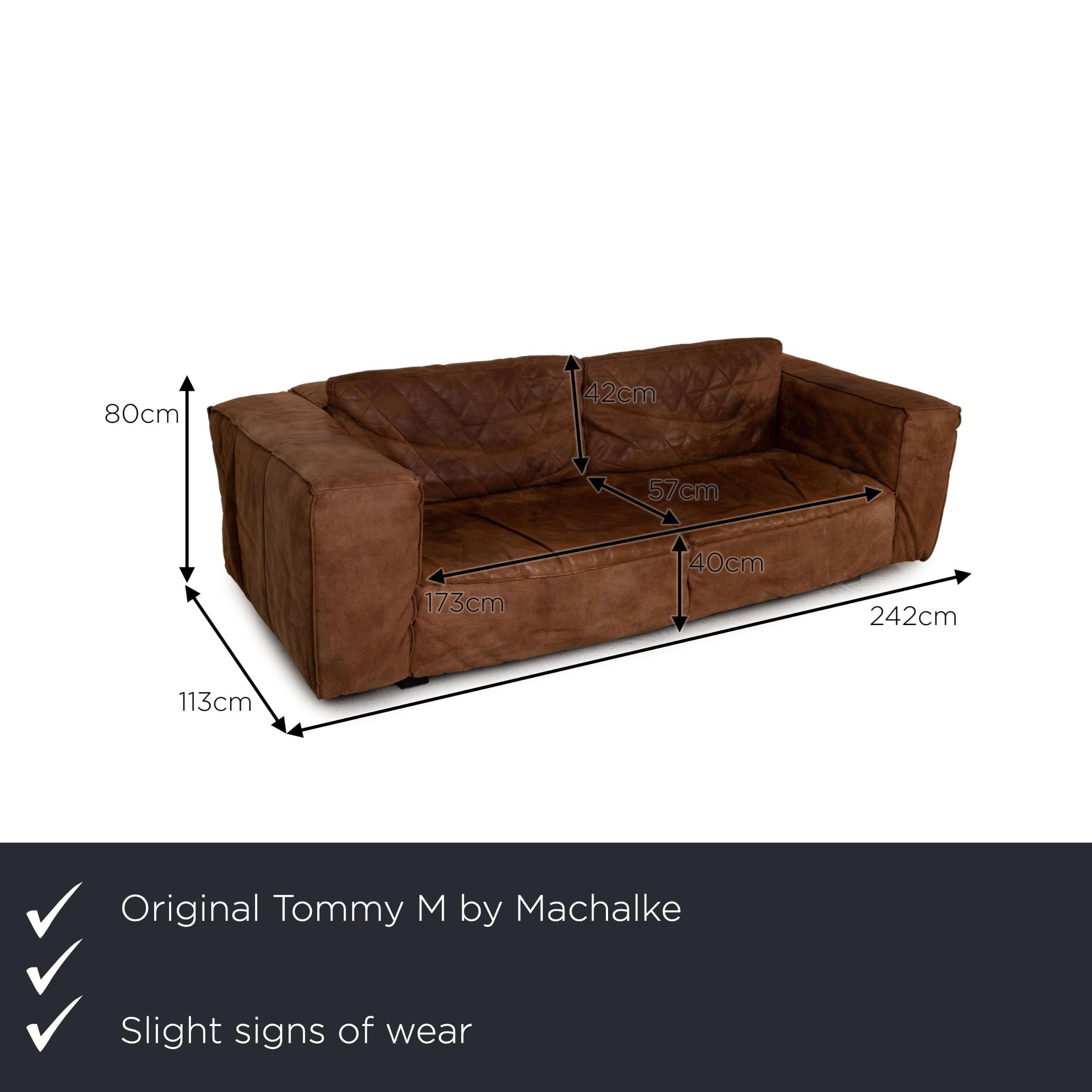 We present to you a Tommy M by Machalke leather sofa brown four-seater couch.

Product measurements in centimeters:

depth: 113
width: 242
height: 80
seat height: 40
rest height: 70
seat depth: 57
seat width: 173
back height: 42.
 
 