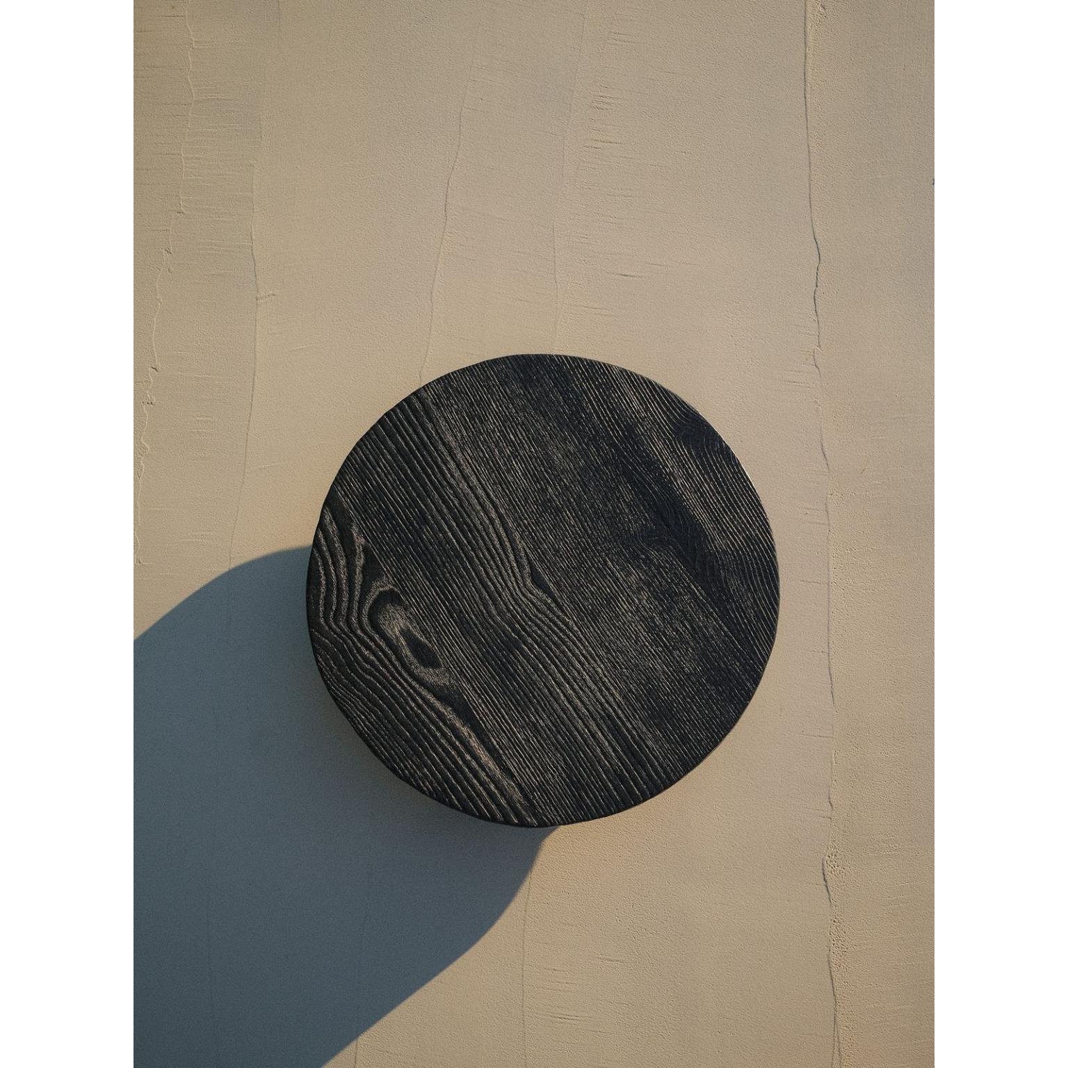 Contemporary Tomozara Burnt Solid European Oak Decorative Serving Plate by Dennis Kaiser For Sale