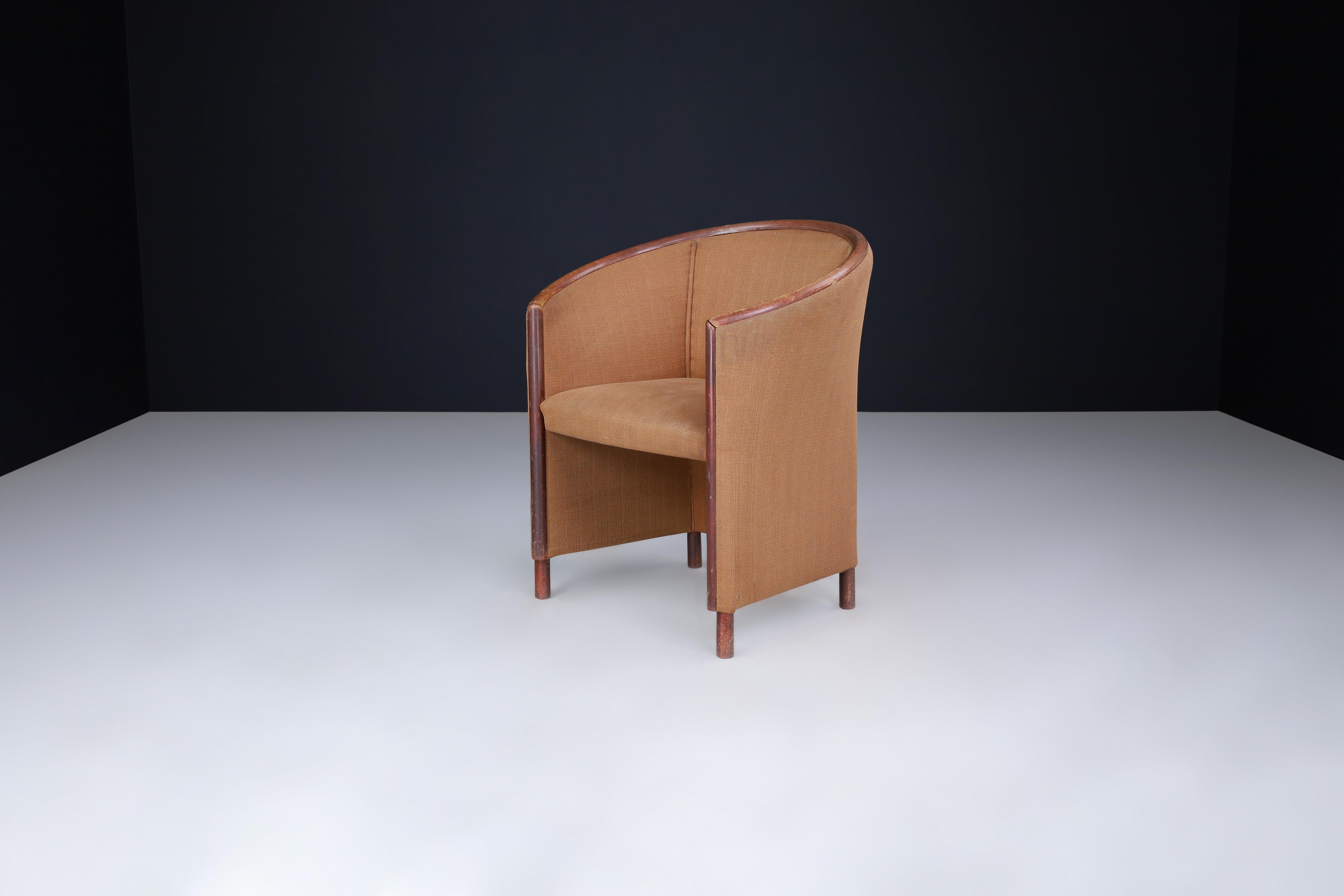 Ton-Sessel oder Clubsessel aus Bugholz und Kamelpolsterung 1970er Jahre (Stoff) im Angebot