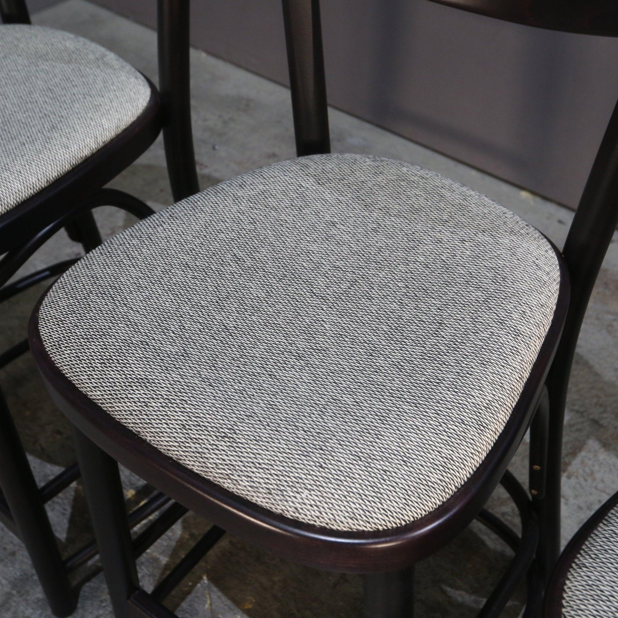 XXIe siècle et contemporain Tabouret de bar banane de TON R&D en vente
