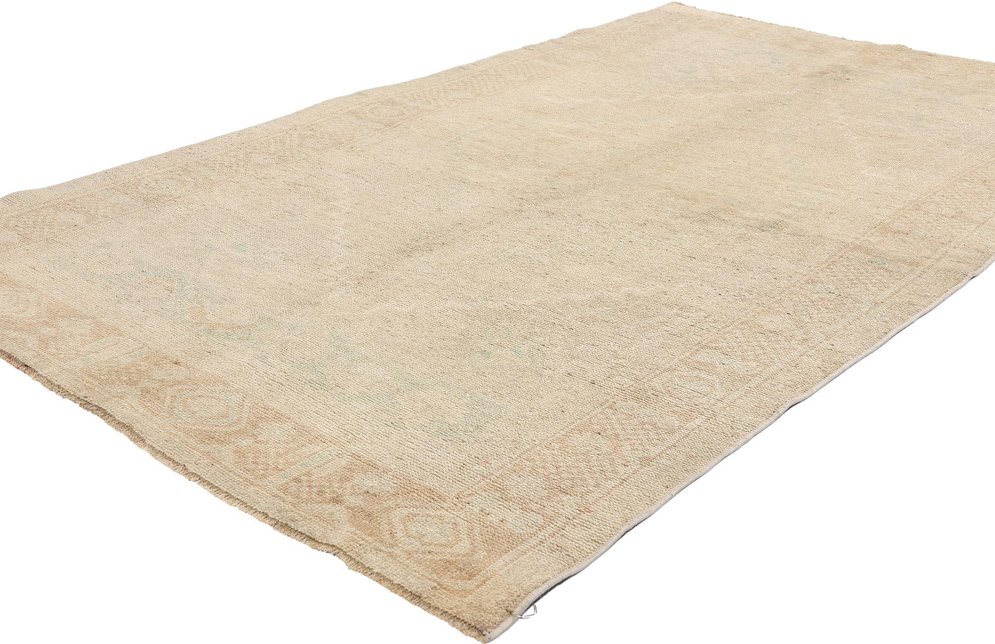 53690 Vintage Turkish Oushak Rug 04'00 x 07'00. Hailing from Turkey's Oushak region, muted antique-washed Turkish Oushak rugs are celebrated for their intricate handwoven craftsmanship, featuring understated patterns and a seamless blend of