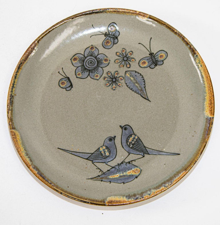 Tonala Folk Art Pottery Plate Hand Painted with Birds, Mexico, circa 1960's  For Sale at 1stDibs