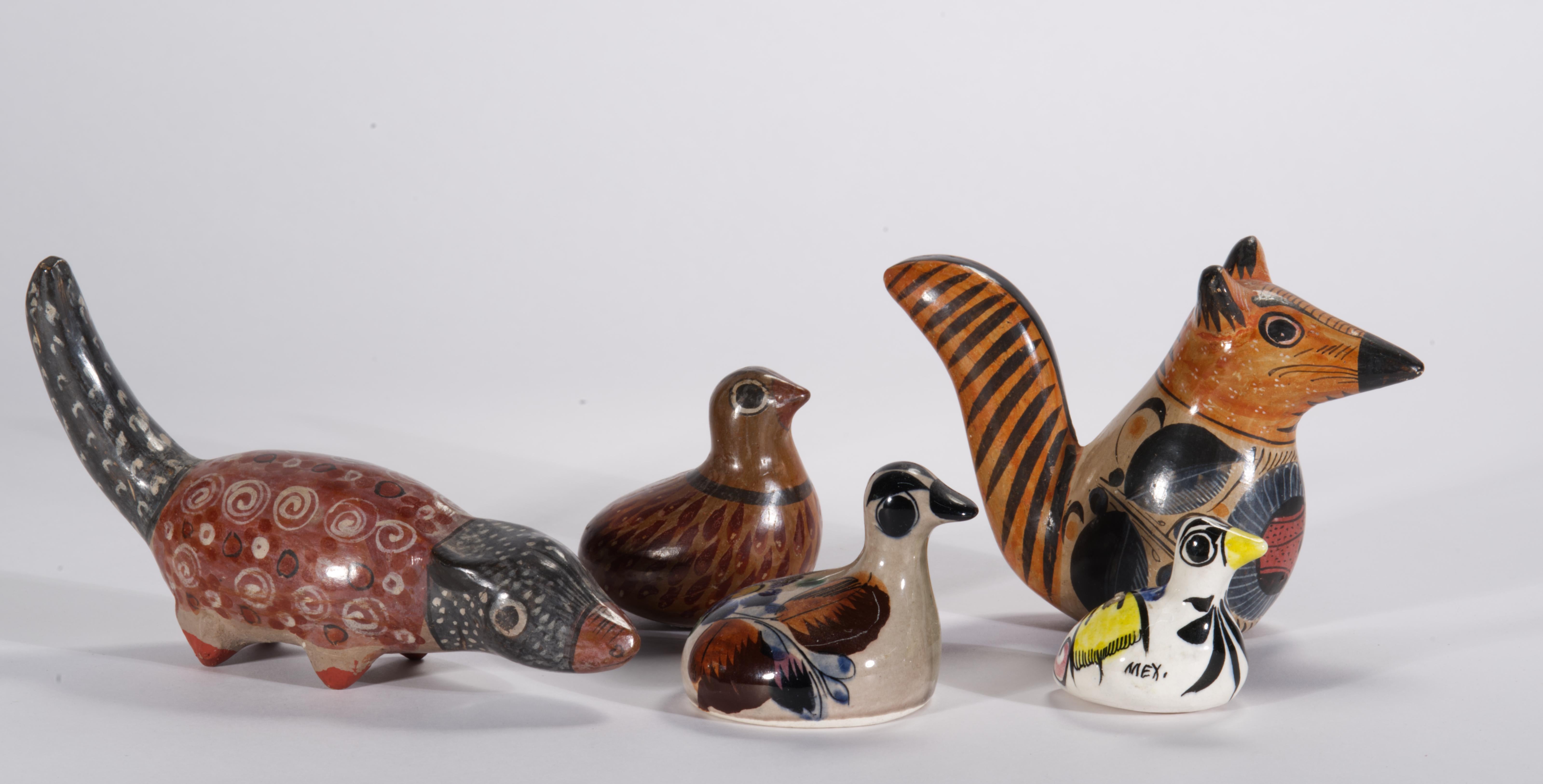 Tonala Mexique Ensemble de 5 figurines d'animaux Art populaire peint à la main 1960 en vente 3