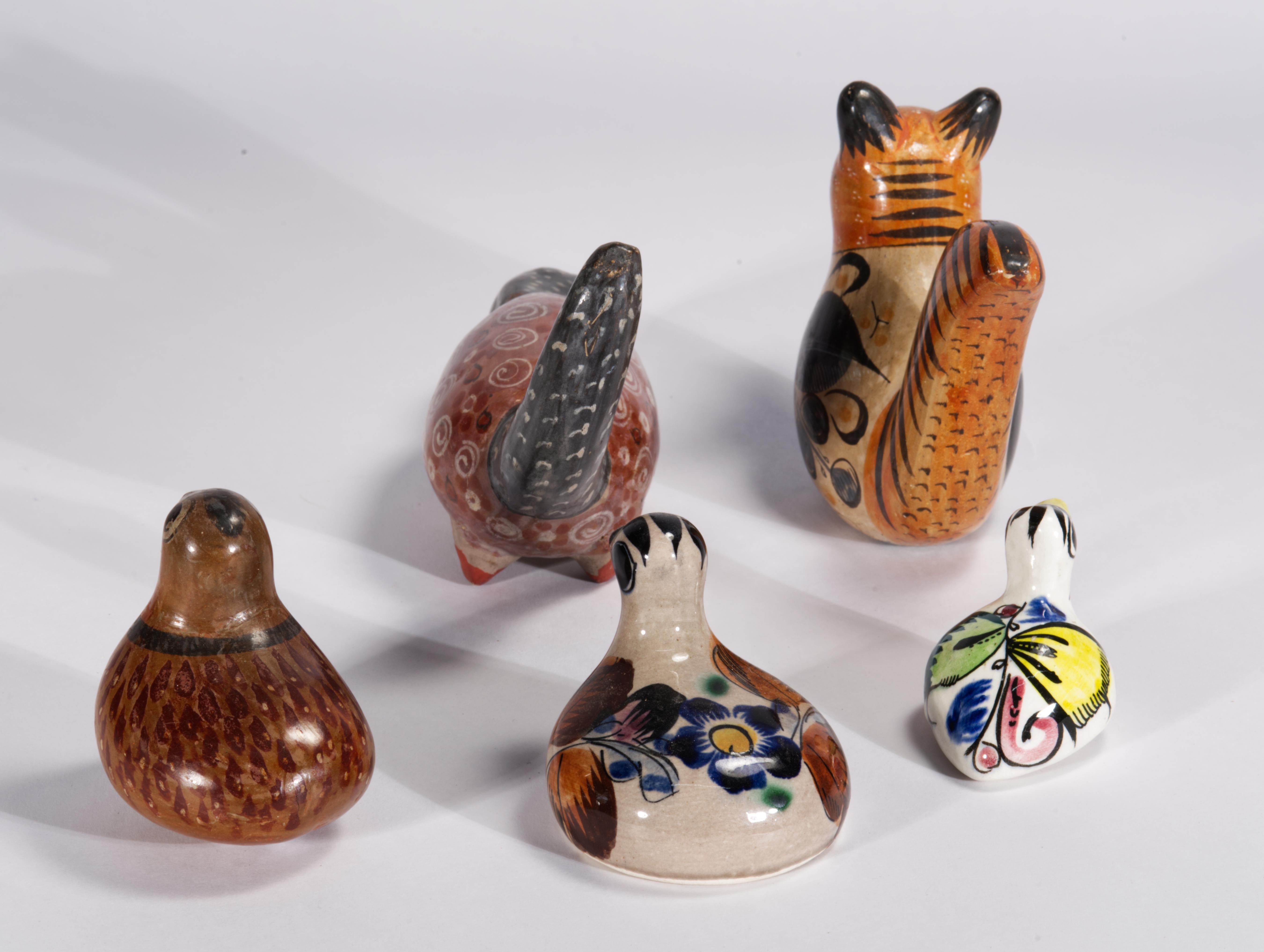 Artisanat Tonala Mexique Ensemble de 5 figurines d'animaux Art populaire peint à la main 1960 en vente