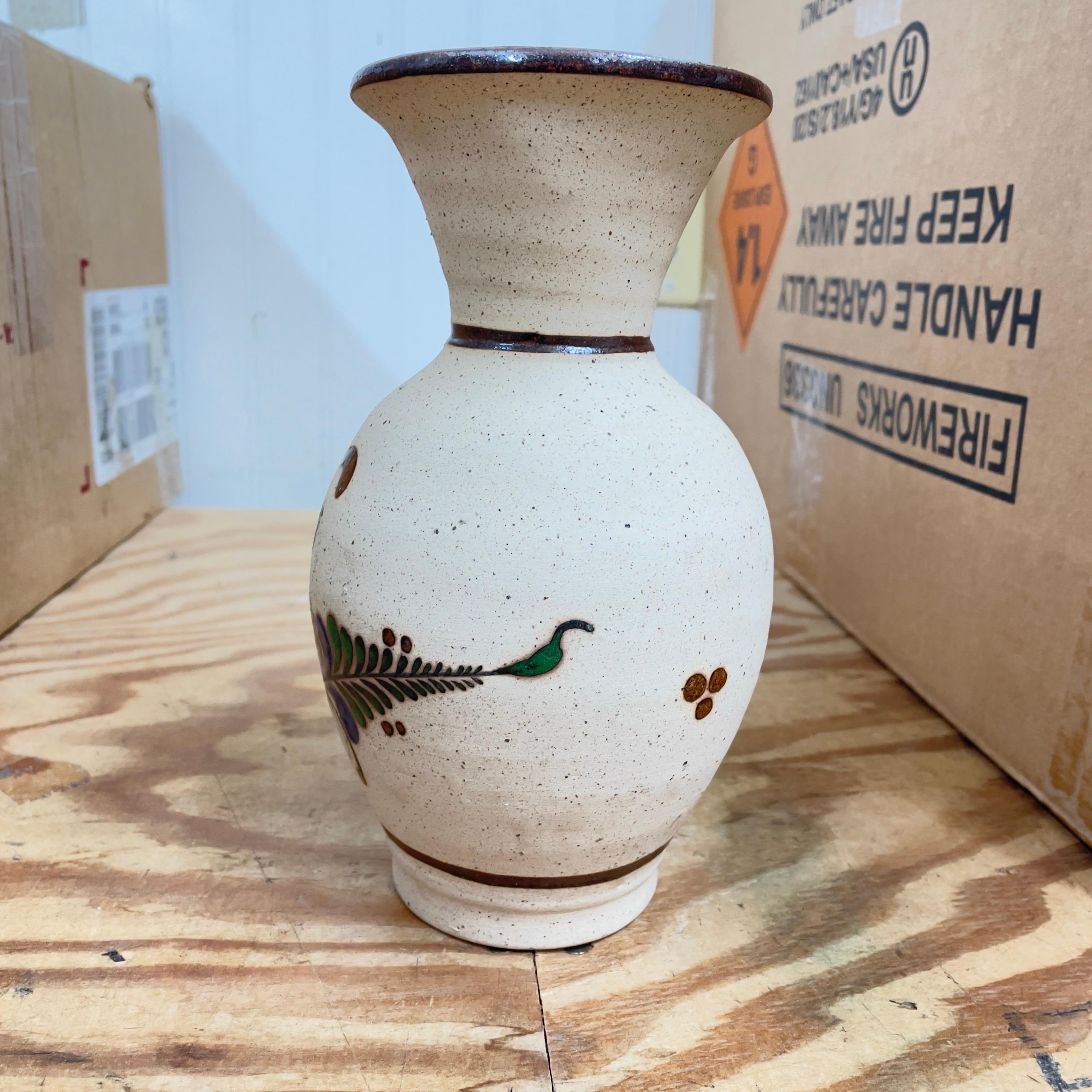 20ième siècle Vase Tonala Pottery en vente