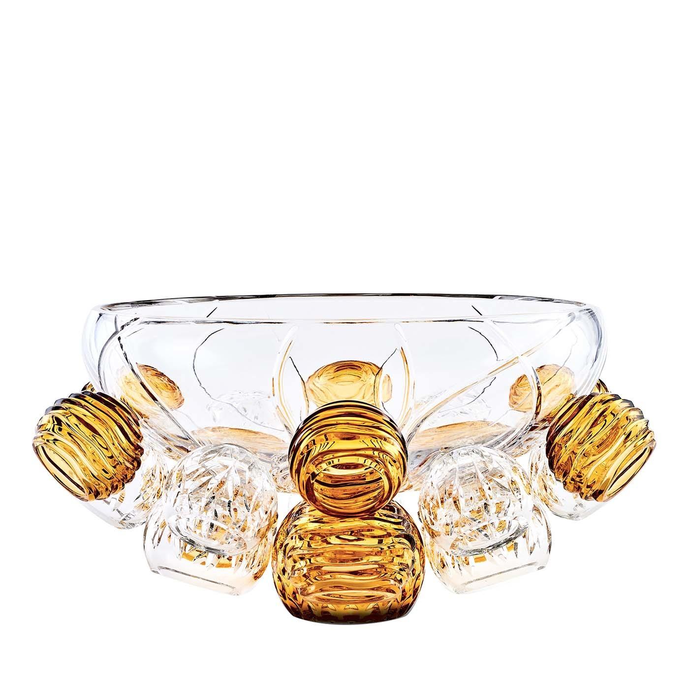 The original design of this unique bowl, its exquisite craftsmanship, and the use of fine crystal create a stunning object of functional decor that will not go unnoticed. Particularly suitable for a modern home, this bowl can be displayed as a large