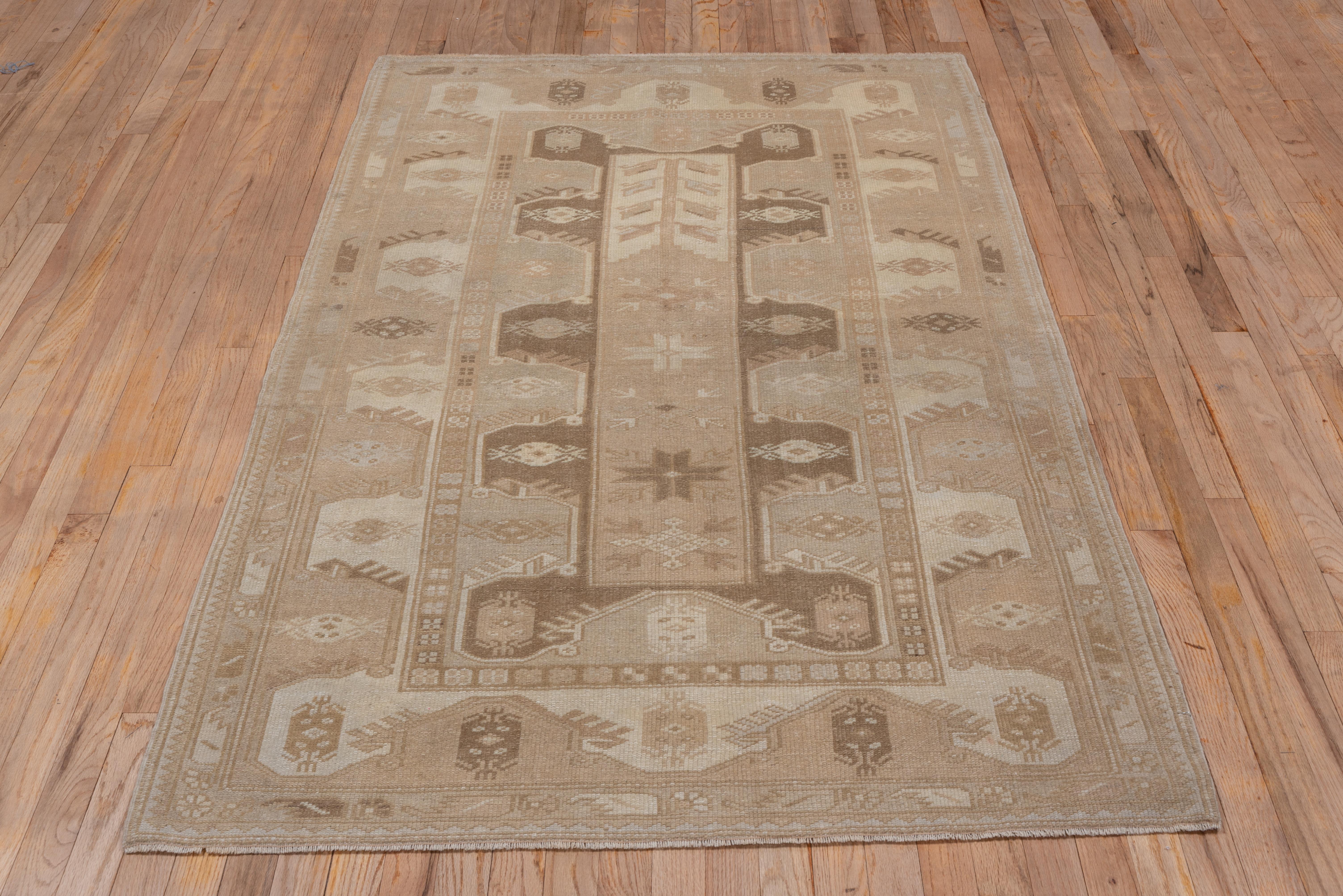 Tone on Tone Turkish Oushak Rug, Melas Style, circa 1940s In Good Condition For Sale In New York, NY