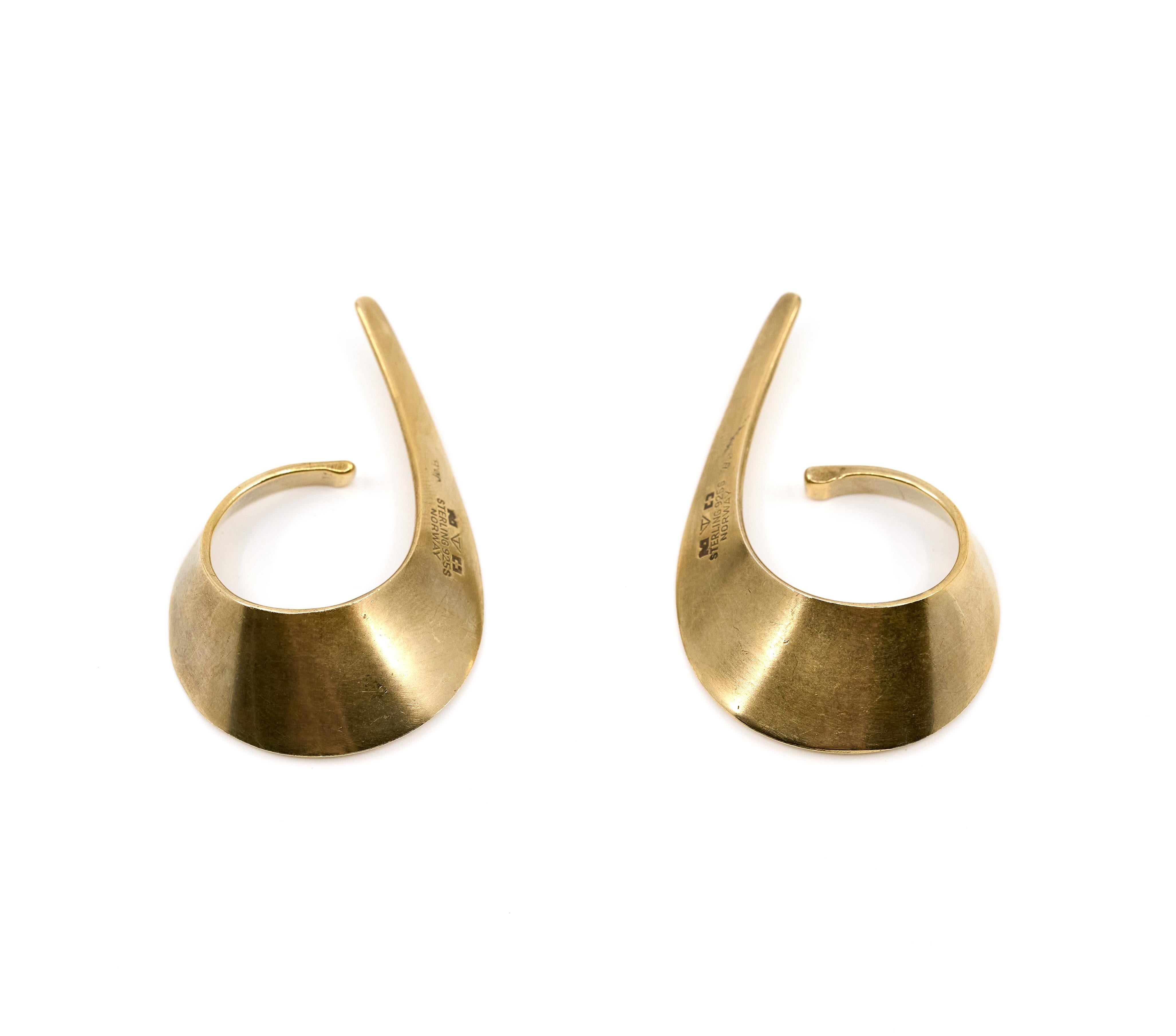 Tone Vigeland 'Sling' Orecchini a lobo in argento placcato oro, Norvegia 1958 in vendita 3