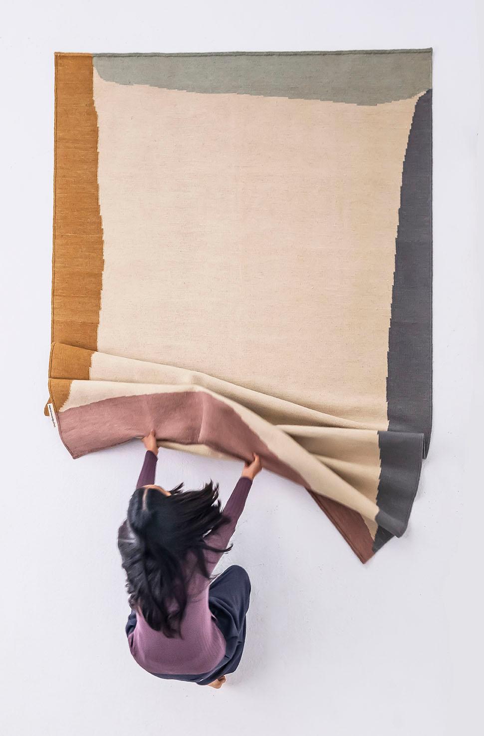 Kelim-Teppich „Töne“ von Cludia Valsells für Nanimarquina im Zustand „Neu“ im Angebot in Glendale, CA