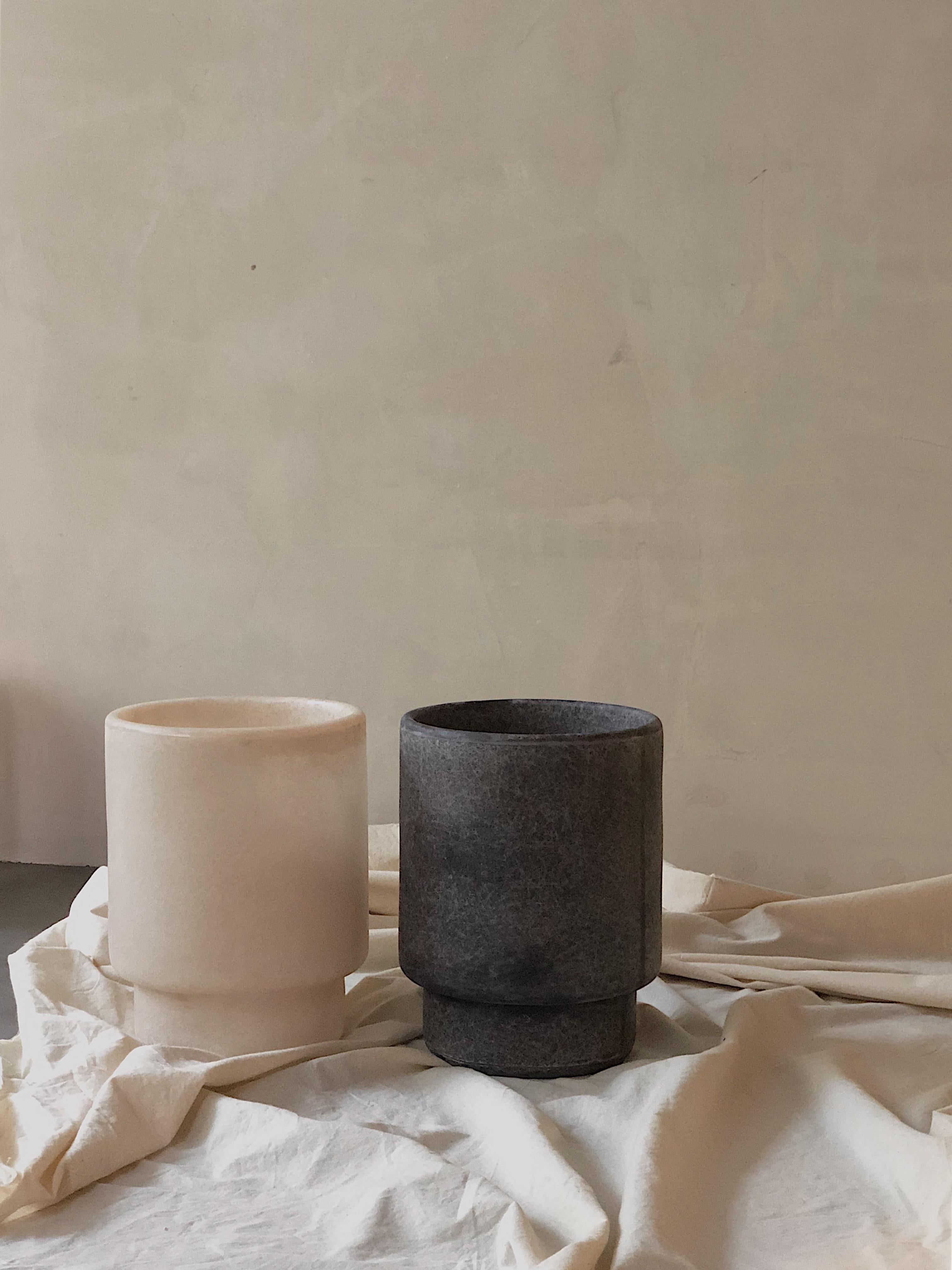 Minimalist Organic Form, Black Fiberglass Vase by kar For Sale 2