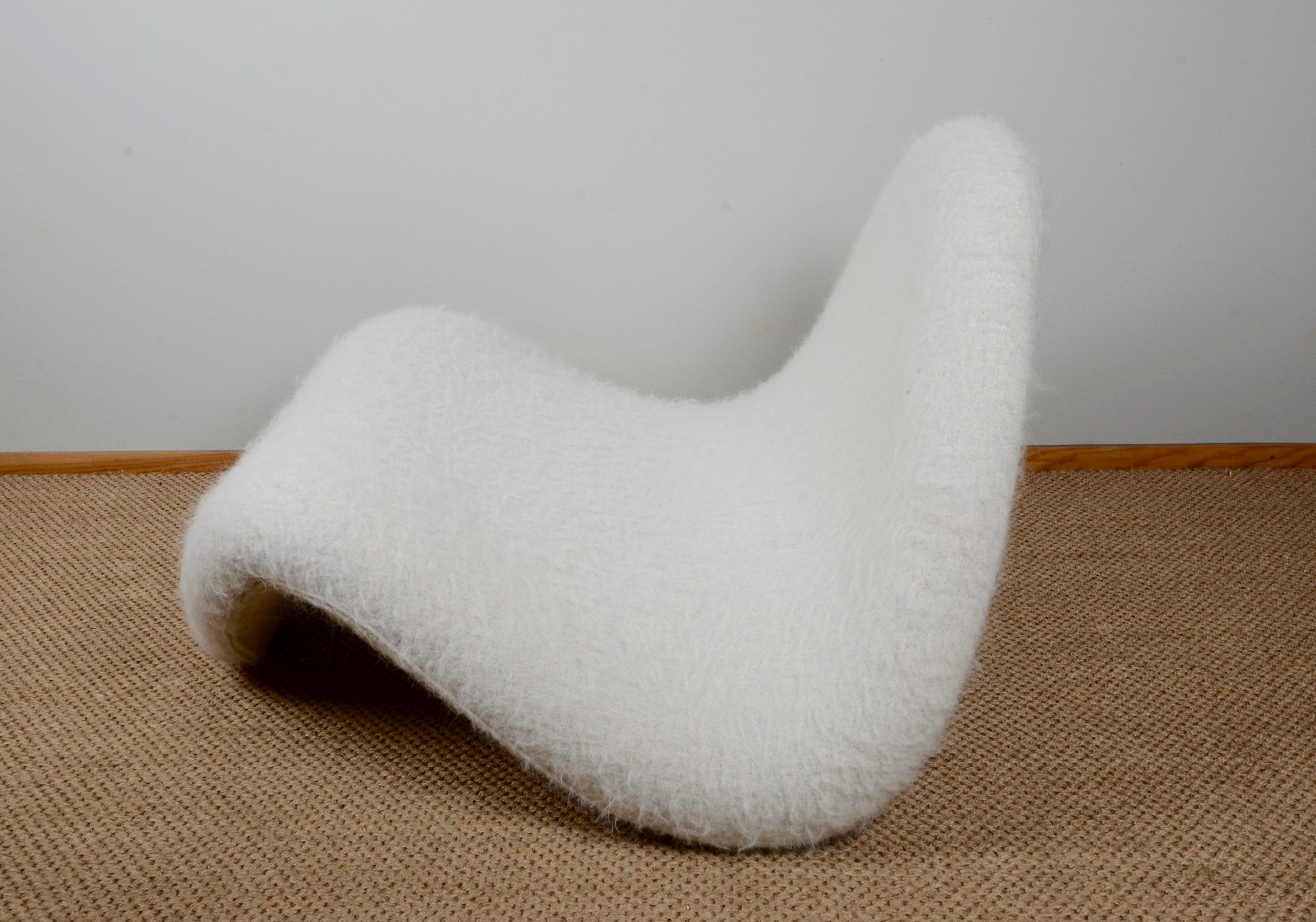 Mid-Century Modern Tongue Chair, Model 577 Designed by Pierre Paulin for Artifort, 1960s
