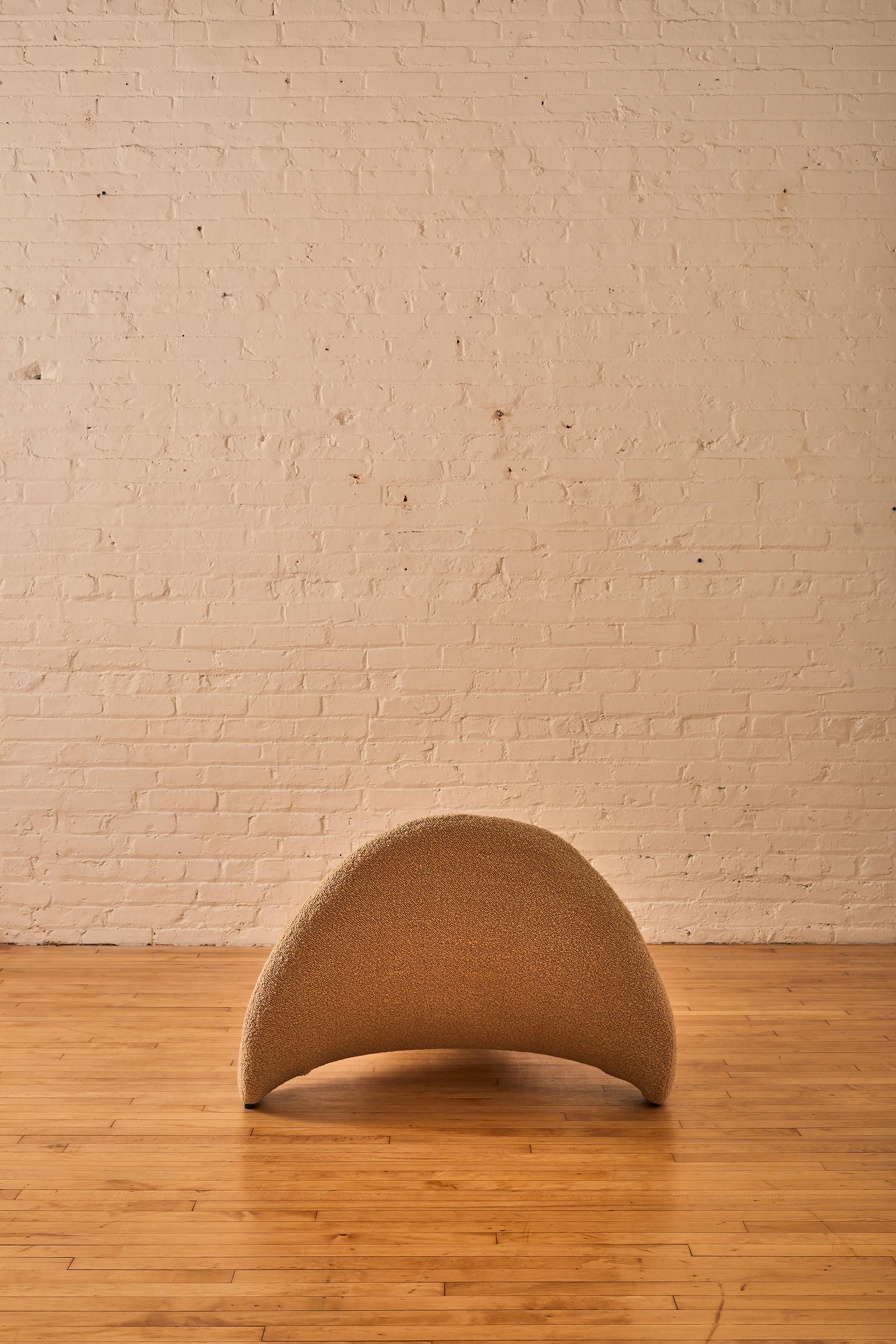 Chaise Tongue « Modèle F577 » de Pierre Paulin Bon état à Long Island City, NY