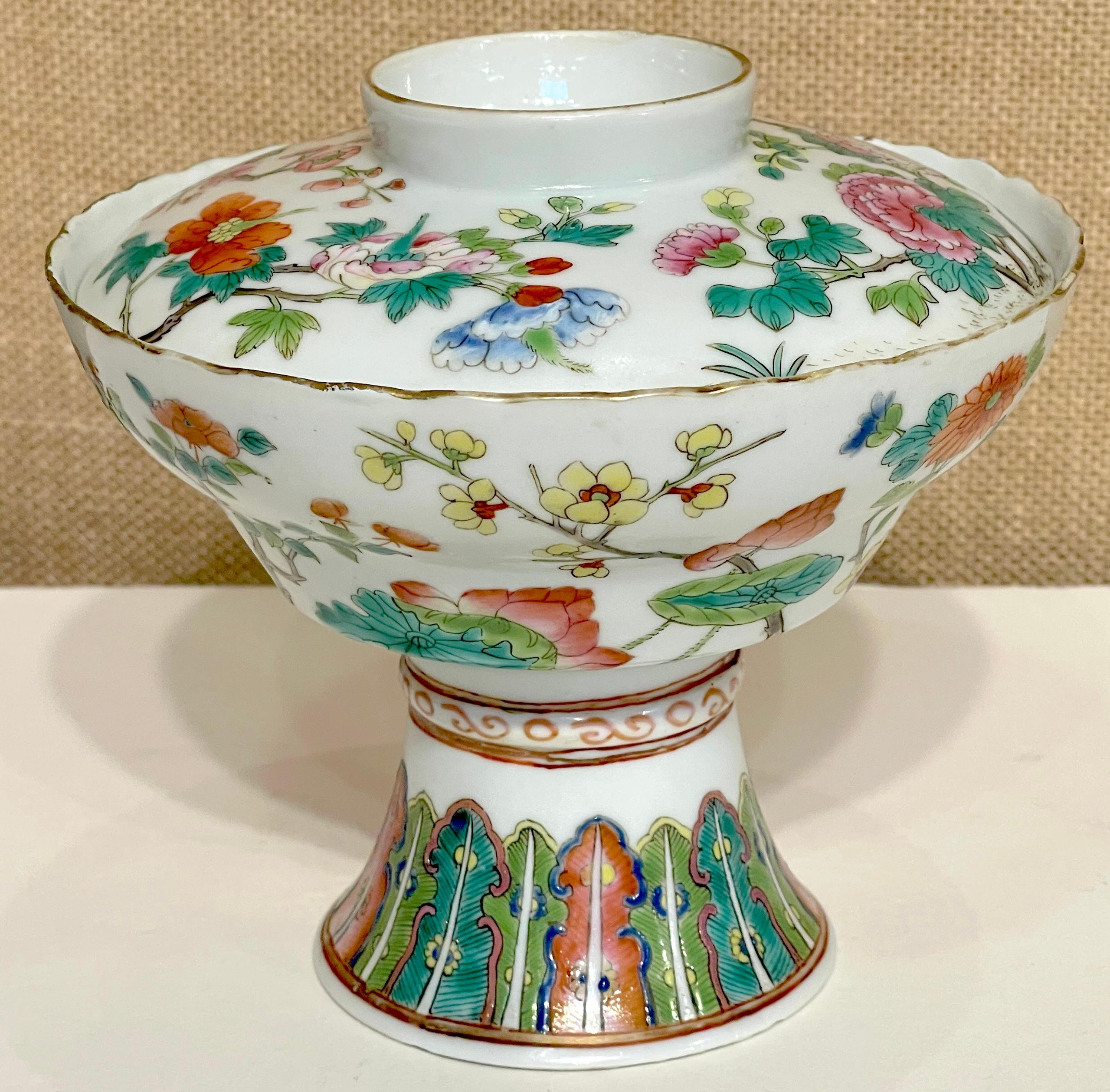 Enameled Tongzhi Period, Qing Dynasty, Chinese Porcelain Stemmed Bowl & Cover For Sale