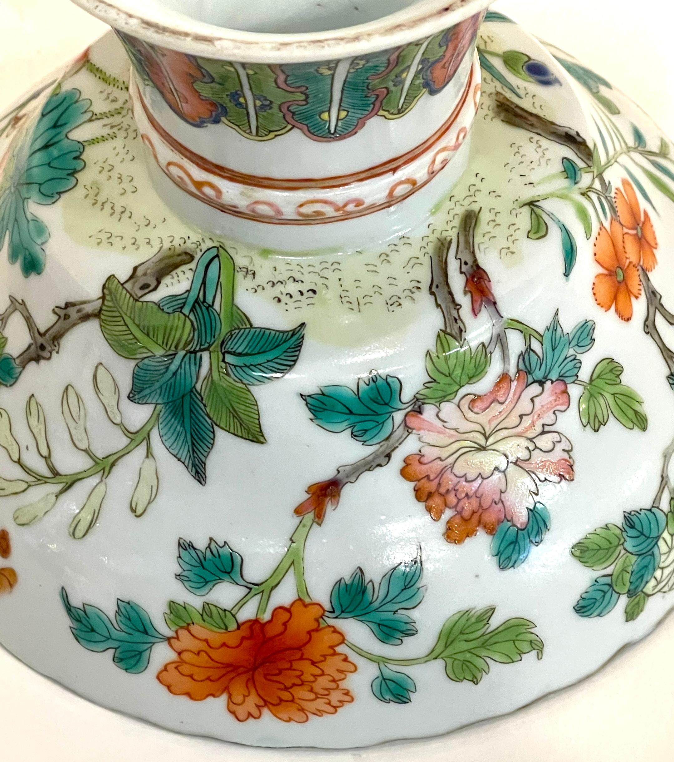 19th Century Tongzhi Period, Qing Dynasty, Chinese Porcelain Stemmed Bowl & Cover For Sale