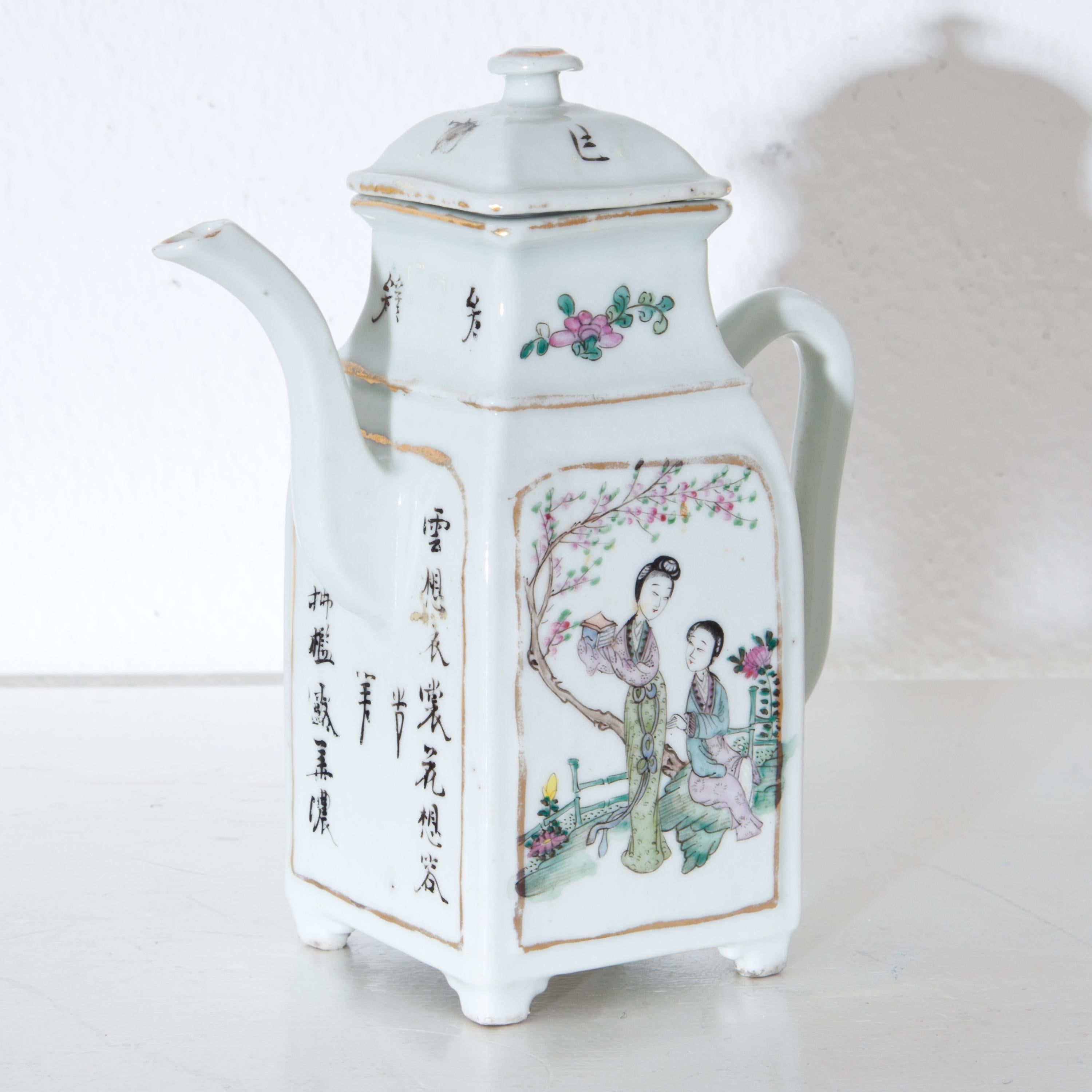 Chinese Tongzhi Porcelain Teapot, China, 19th Century