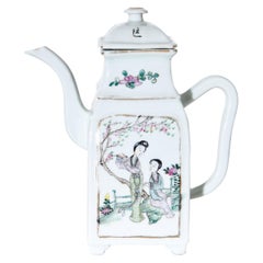 Antique Tongzhi Porcelain Teapot, China, 19th Century