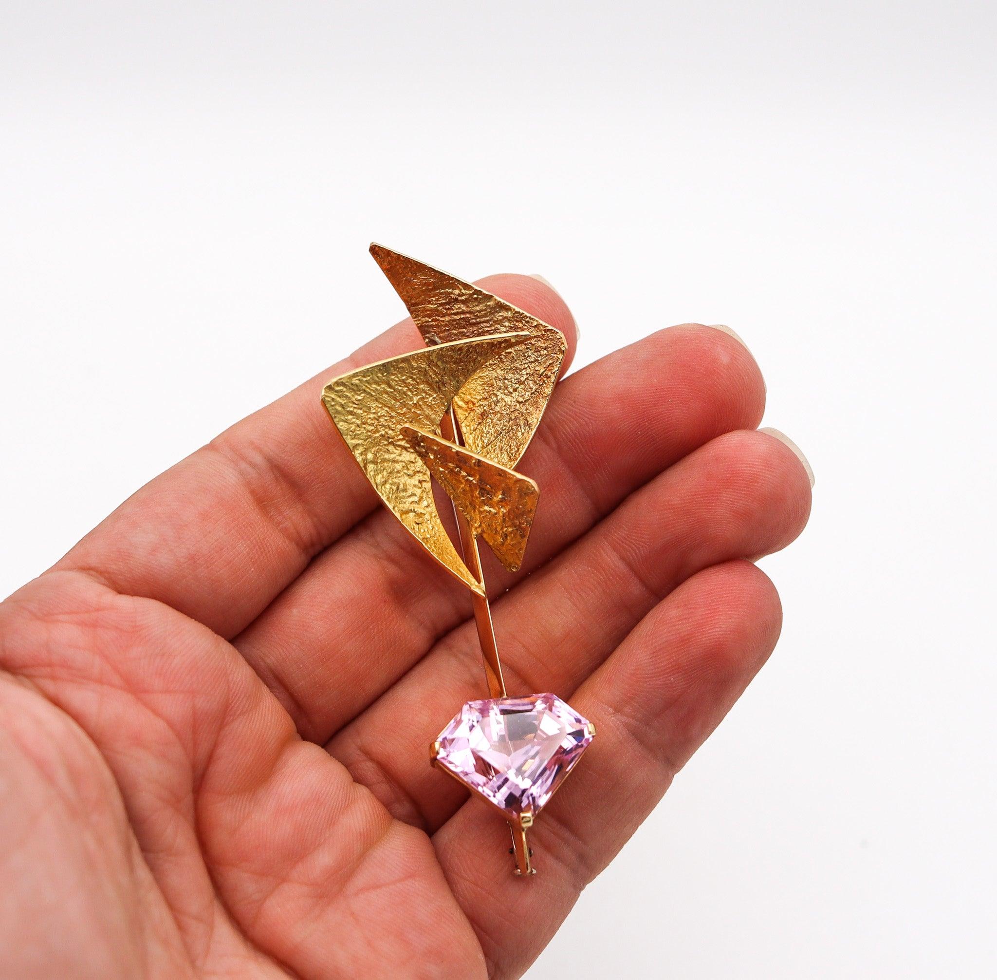 Women's TONI CAVELTI 1965 Brutalist Convertible Pendant Brooch In 18Kt Gold With Kunzite
