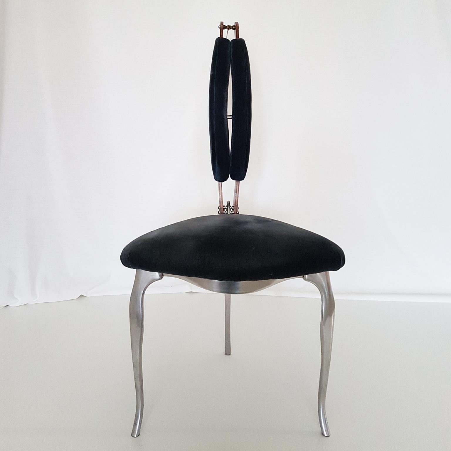 Late 20th Century Toni Cordero Italian Morphos Blue Velvet Chair with Aluminium, Mahogany Frame  For Sale
