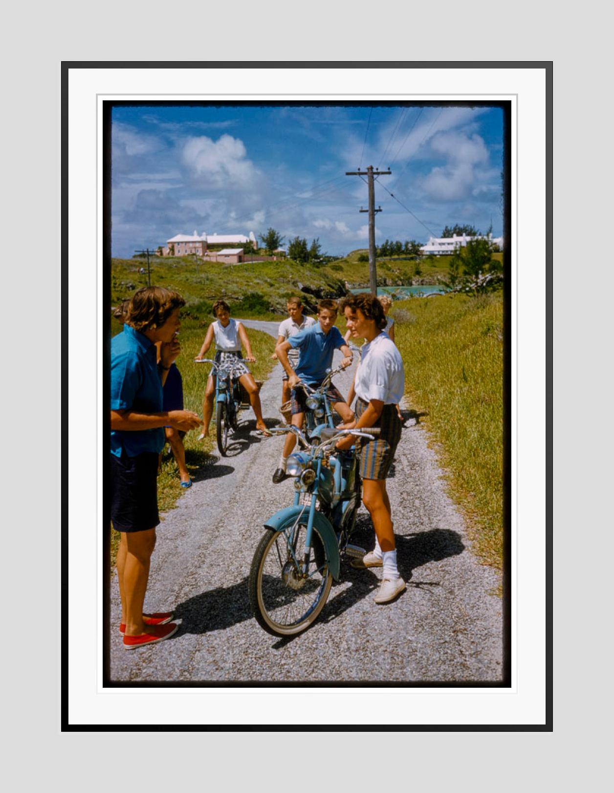 A Bike Trip In Bermuda

 1960
A bike trip in Bermuda, 1960. 

by Toni Frissell

48 x 72