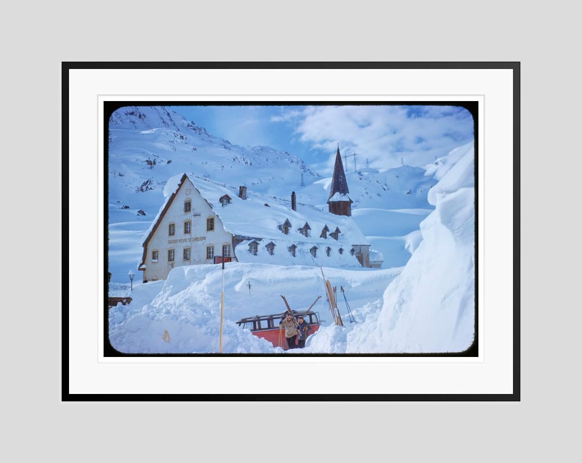 Ein Hotel in den Bergen

1955

Skifahrer und ein Auto vor dem Hotel Alberg Hozpis, St. Anton, Österreich, 1955. 

von Toni Frissell

16x20 Zoll / 41 x 51 cm Papierformat 
Archivierungs-Pigmentdruck
ungerahmt 
(Einrahmung möglich - siehe Beispiele -