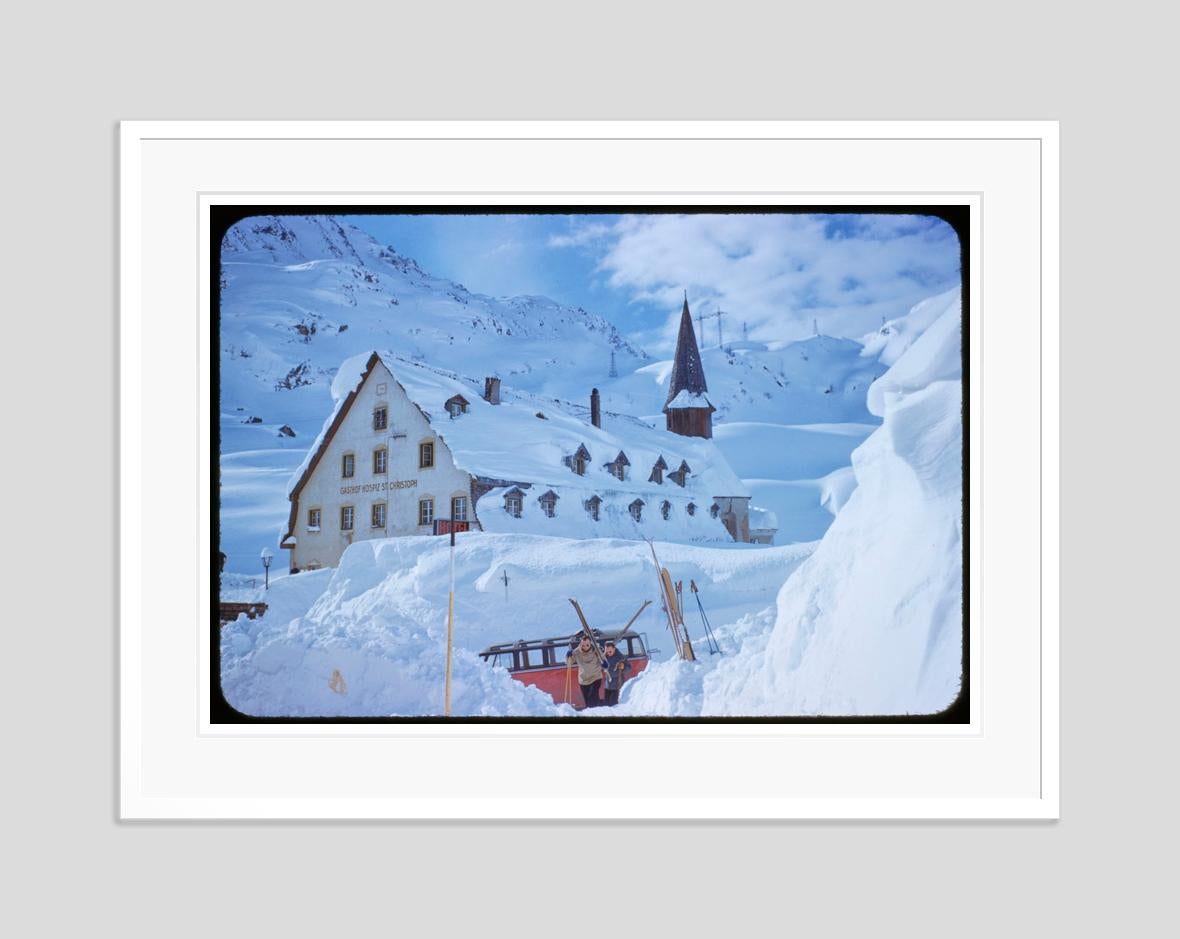 A Hotel In The Mountains 1955 Oversize Limited Signature Stamped Edition  - Modern Photograph by Toni Frissell