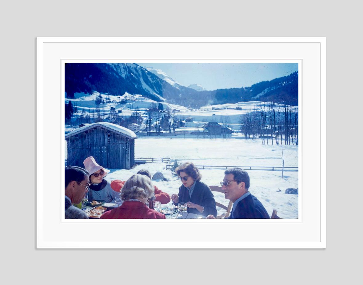 A Meal With A View

1959

A group of friends enjoy an alfresco après-ski meal, 1959.

by Toni Frissell

40 x 60