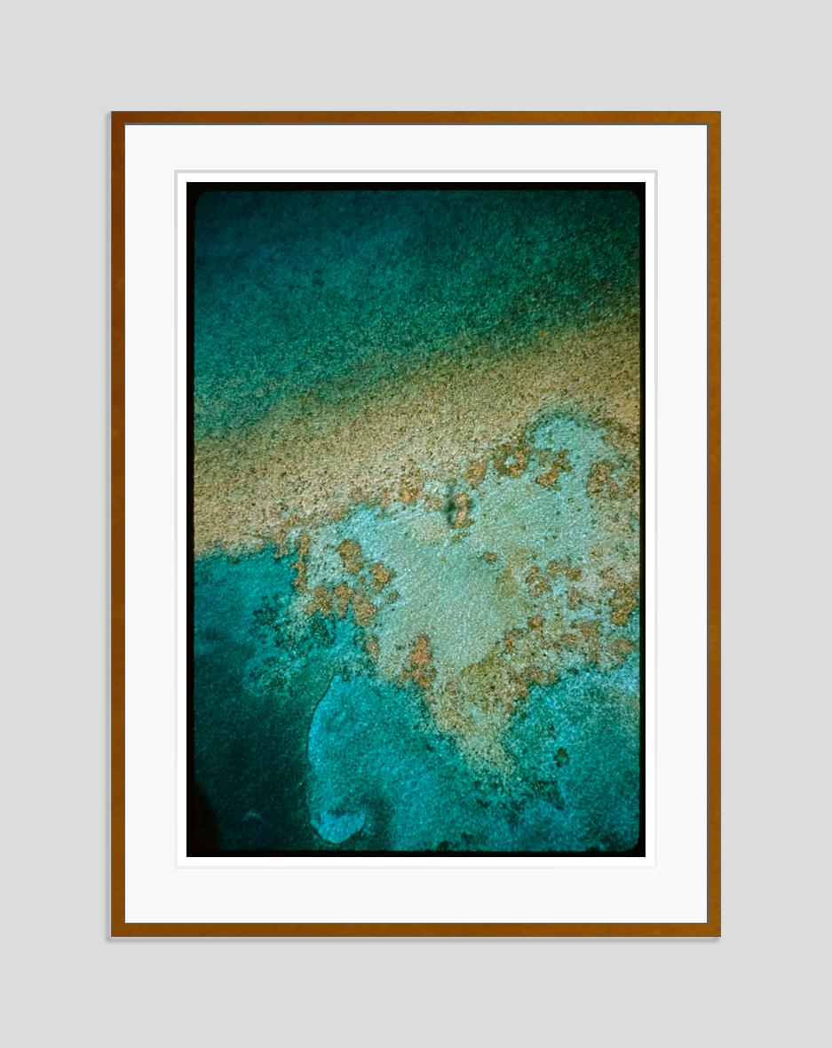 A Seaview In Nassau 1960 Edición limitada sobredimensionada con sello de firma - Photograph de Toni Frissell