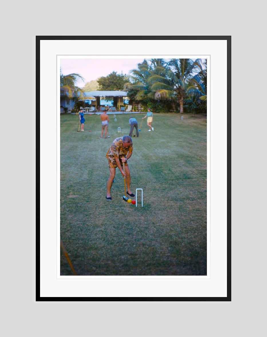 Croquet At The Mill Reef 1959 Edizione limitata con timbro autografo - Color Photograph Grigio di Toni Frissell