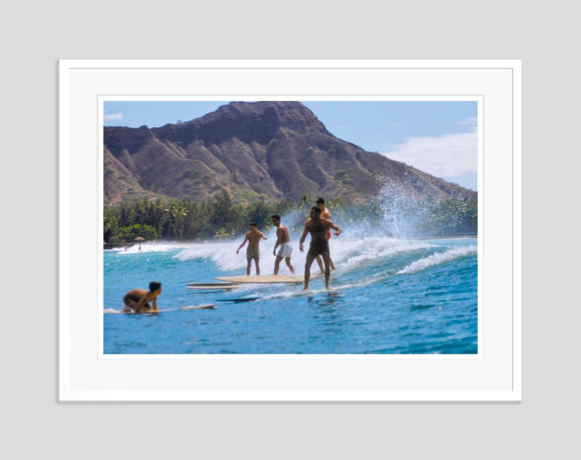 Scene hawaiane 1957 Edizione limitata con timbro della firma - Photograph Moderno di Toni Frissell
