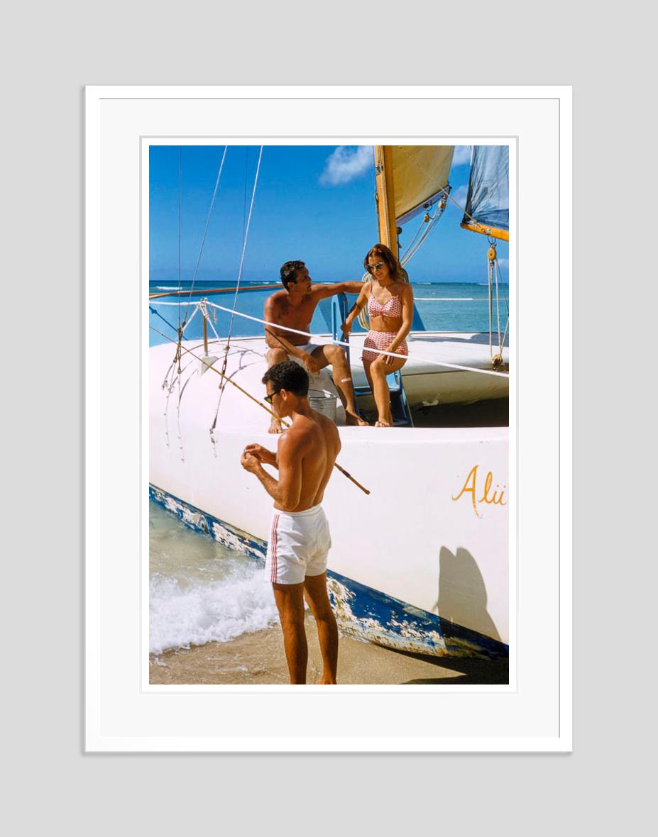 Escenas hawaianas 1957 Edición limitada sellada con firma - Photograph Moderno de Toni Frissell