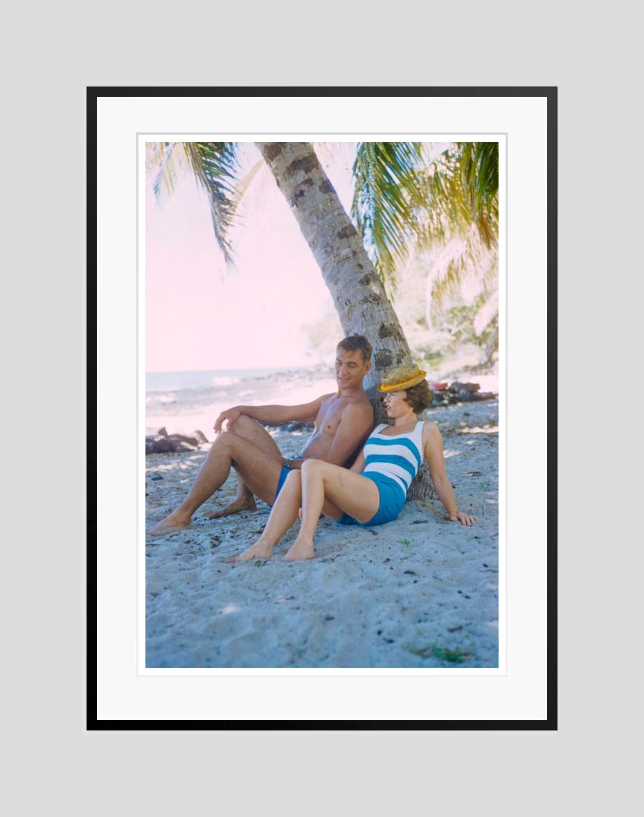 Hawaiian Scenes 

1957

A couple in beachwear, Hawaii, 1957. 

by Toni Frissell

20 x 24